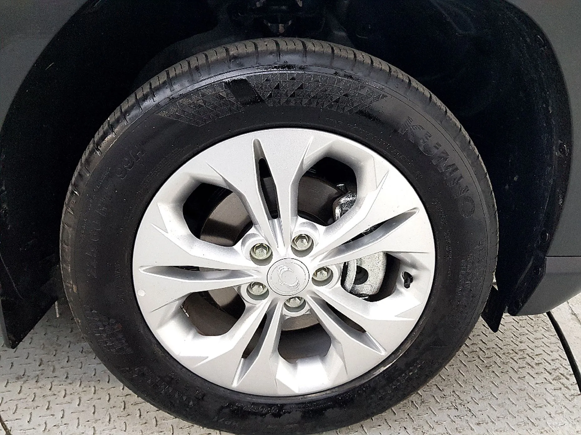 KG Mobility (SsangYong) The New Torres превью 5