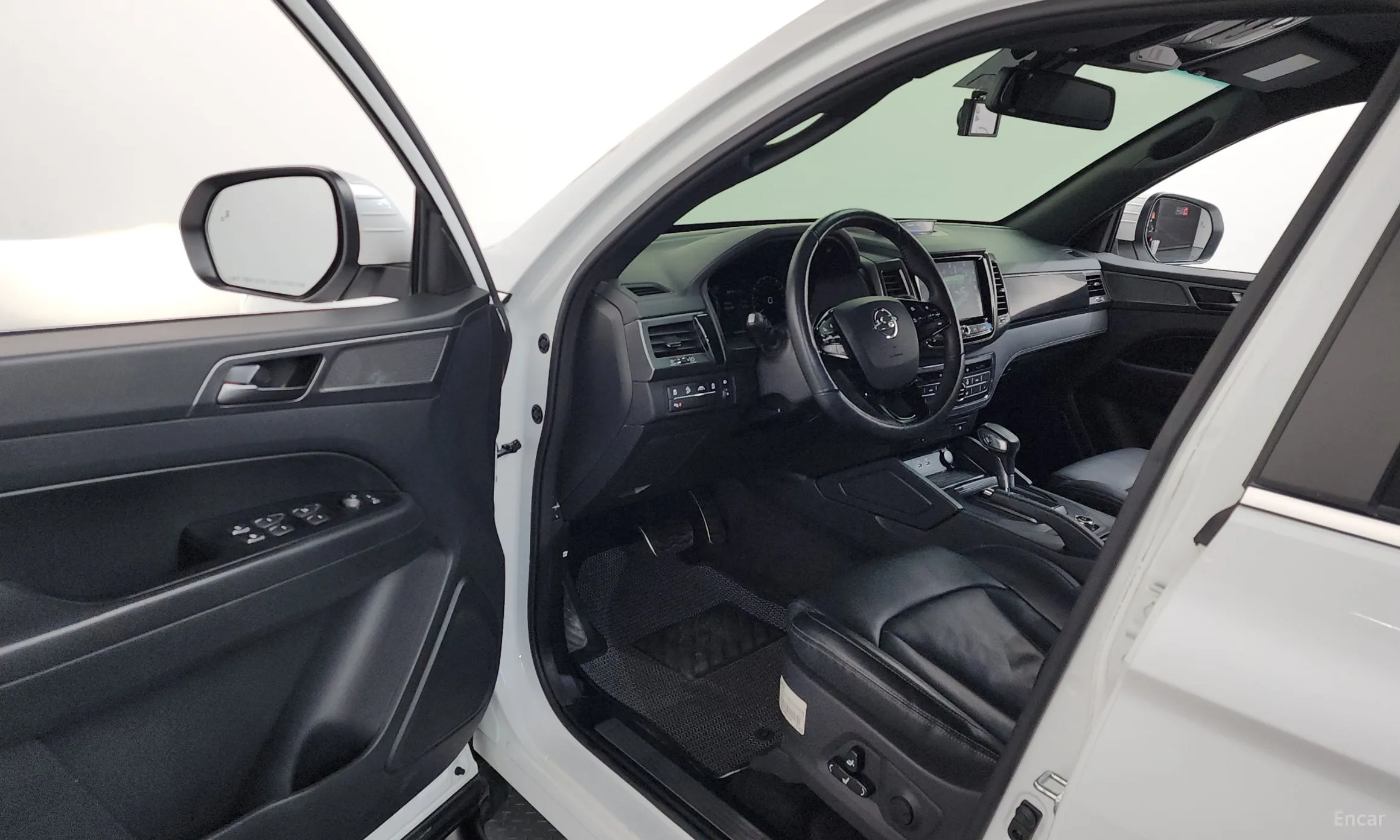 KG Mobility (SsangYong) Rexton Sports Khan превью 10