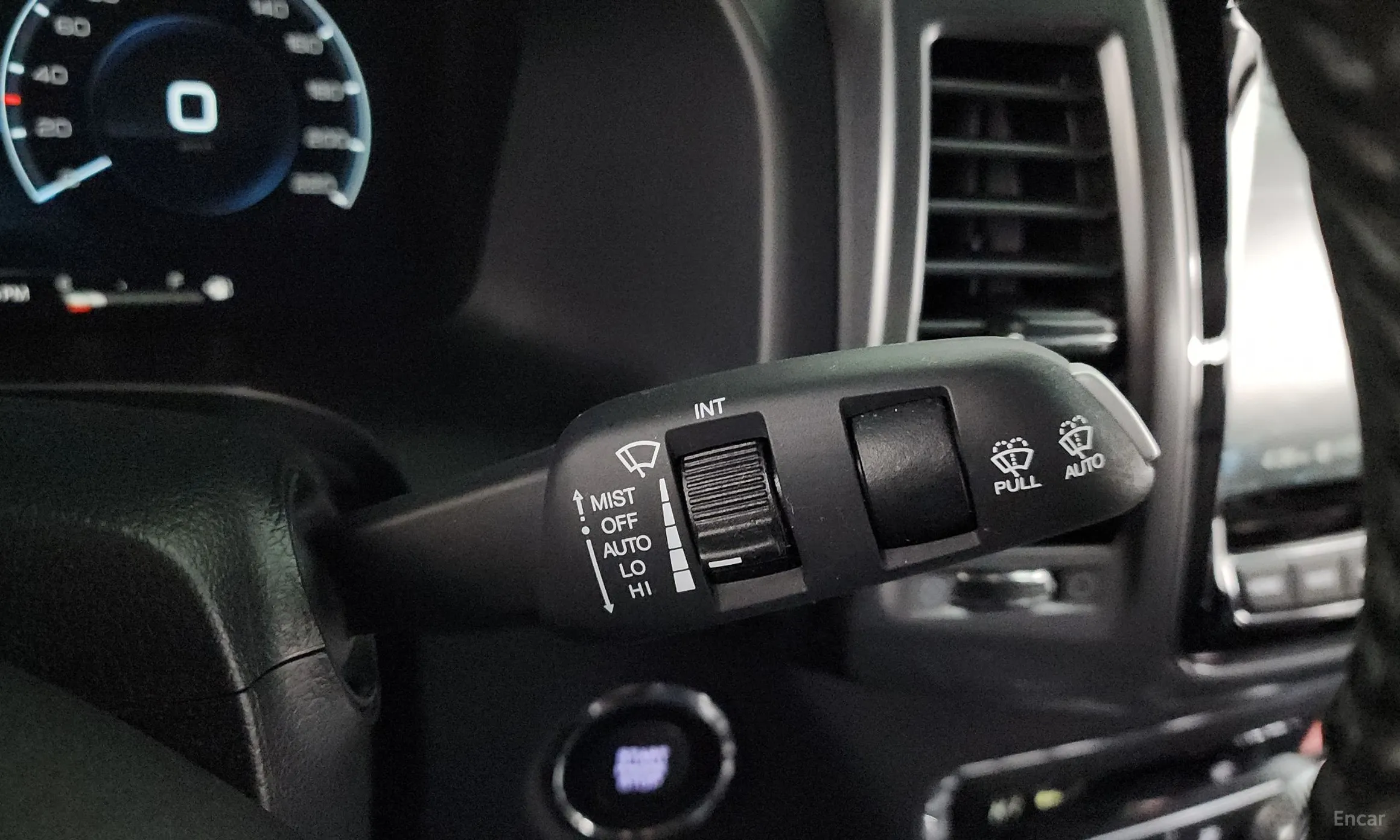 KG Mobility (SsangYong) Rexton Sports Khan превью 14