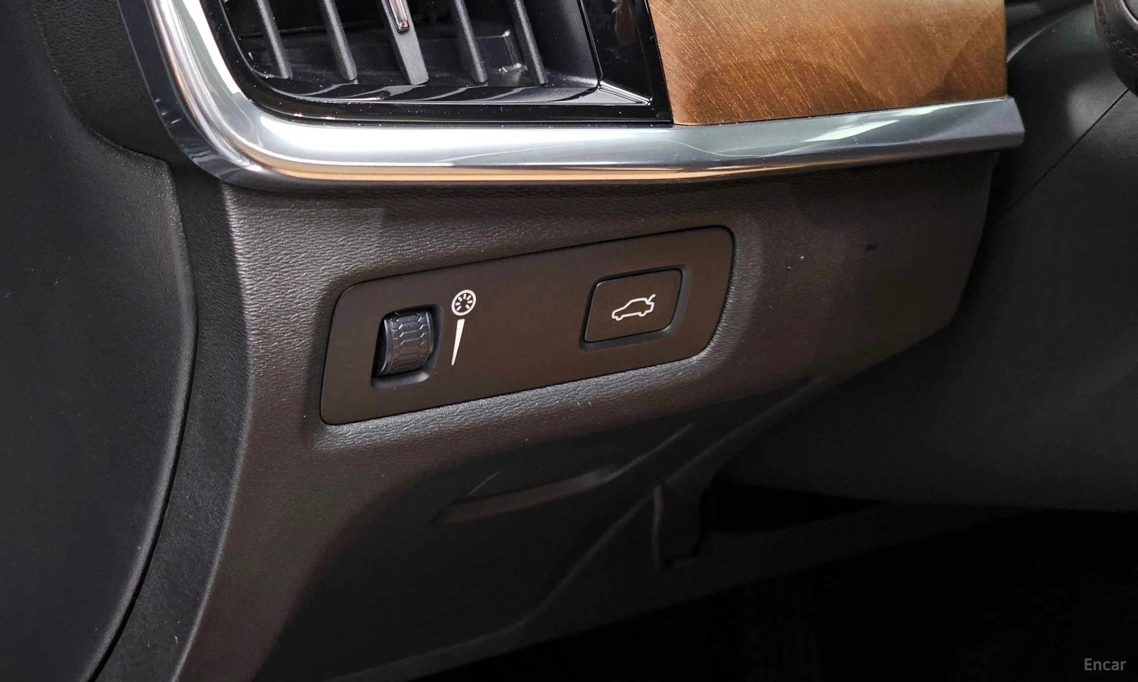 Volvo S90 превью 16