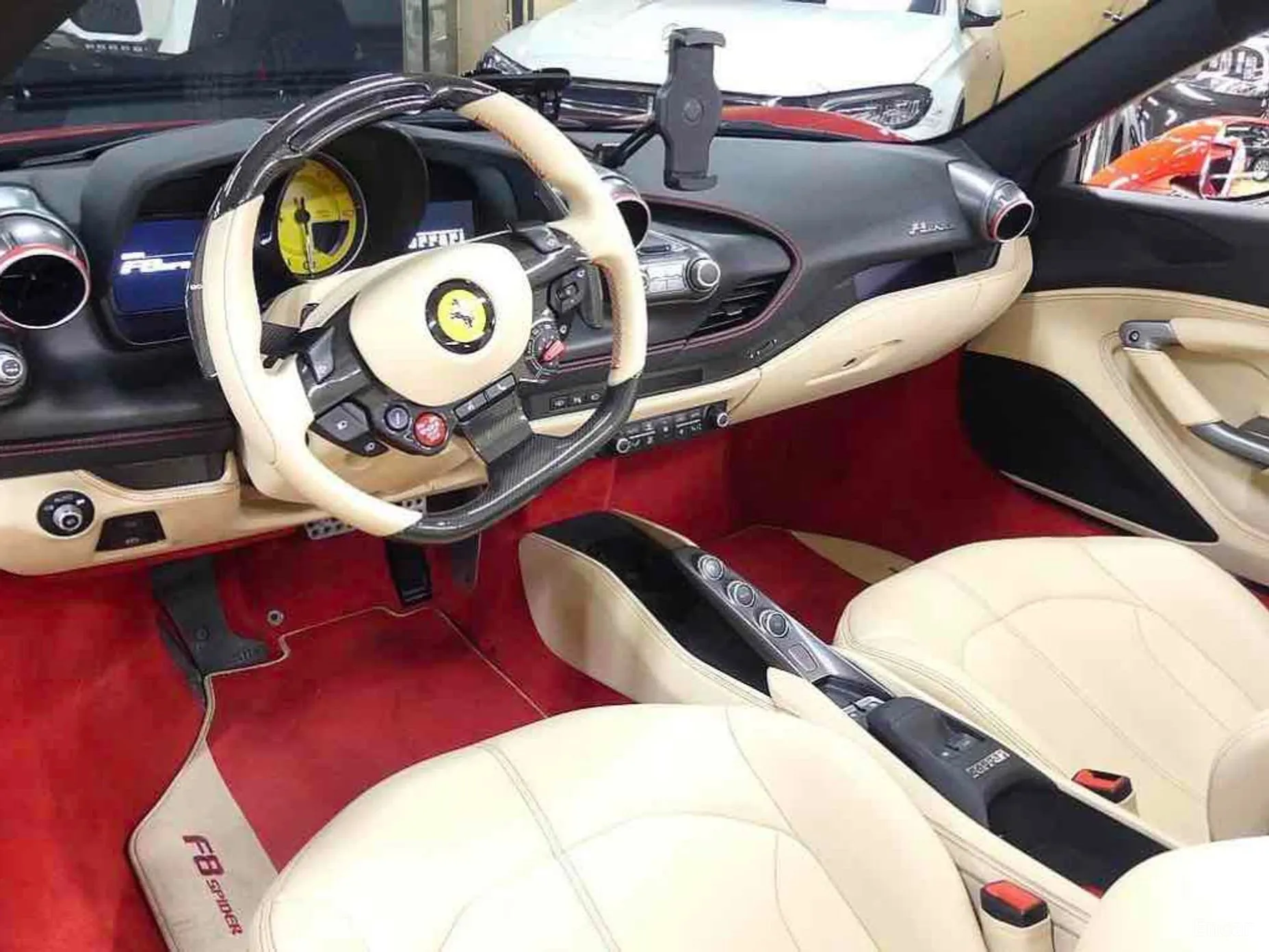 Ferrari F8 Spider превью 4