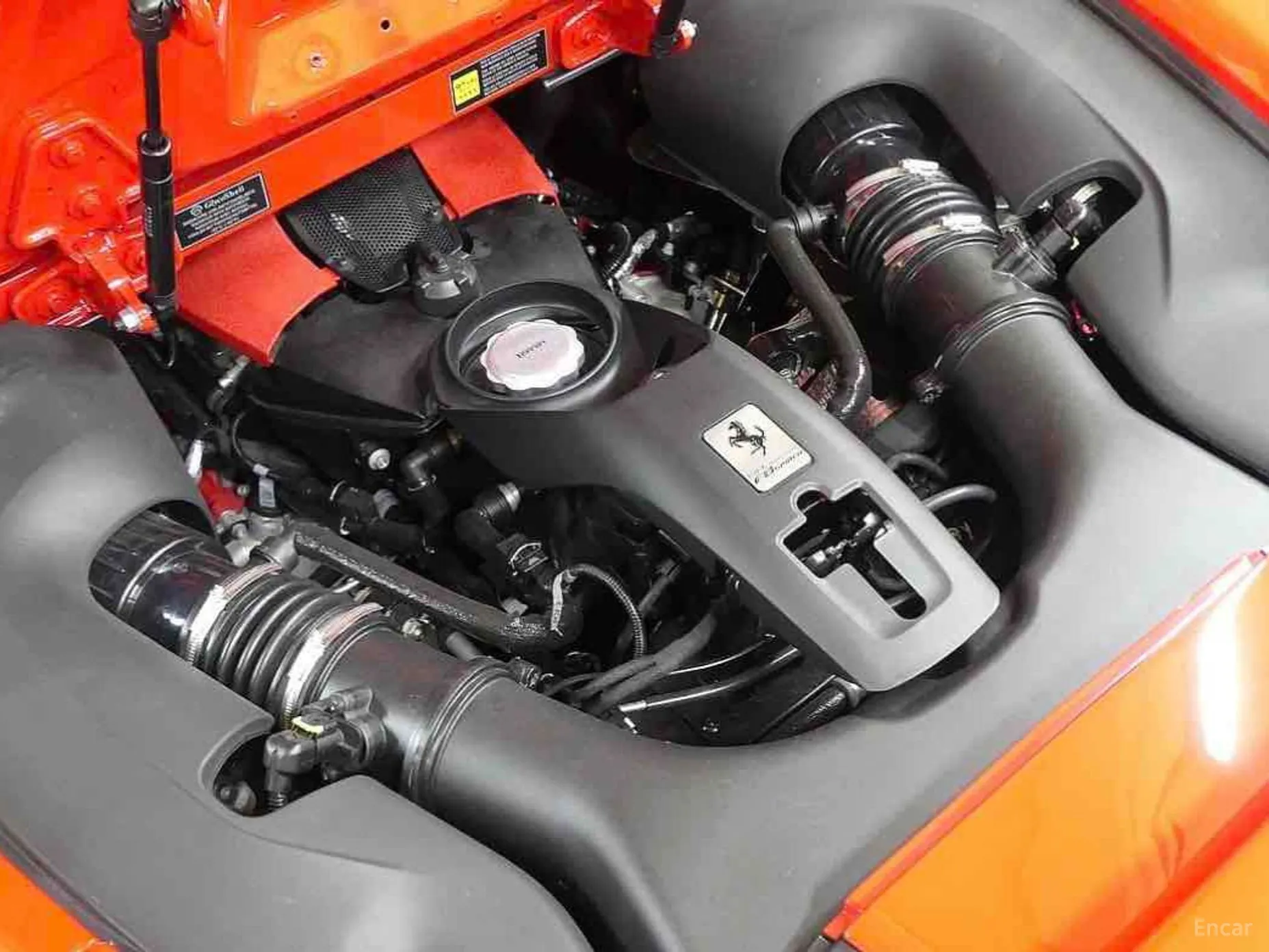 Ferrari F8 Spider превью 5