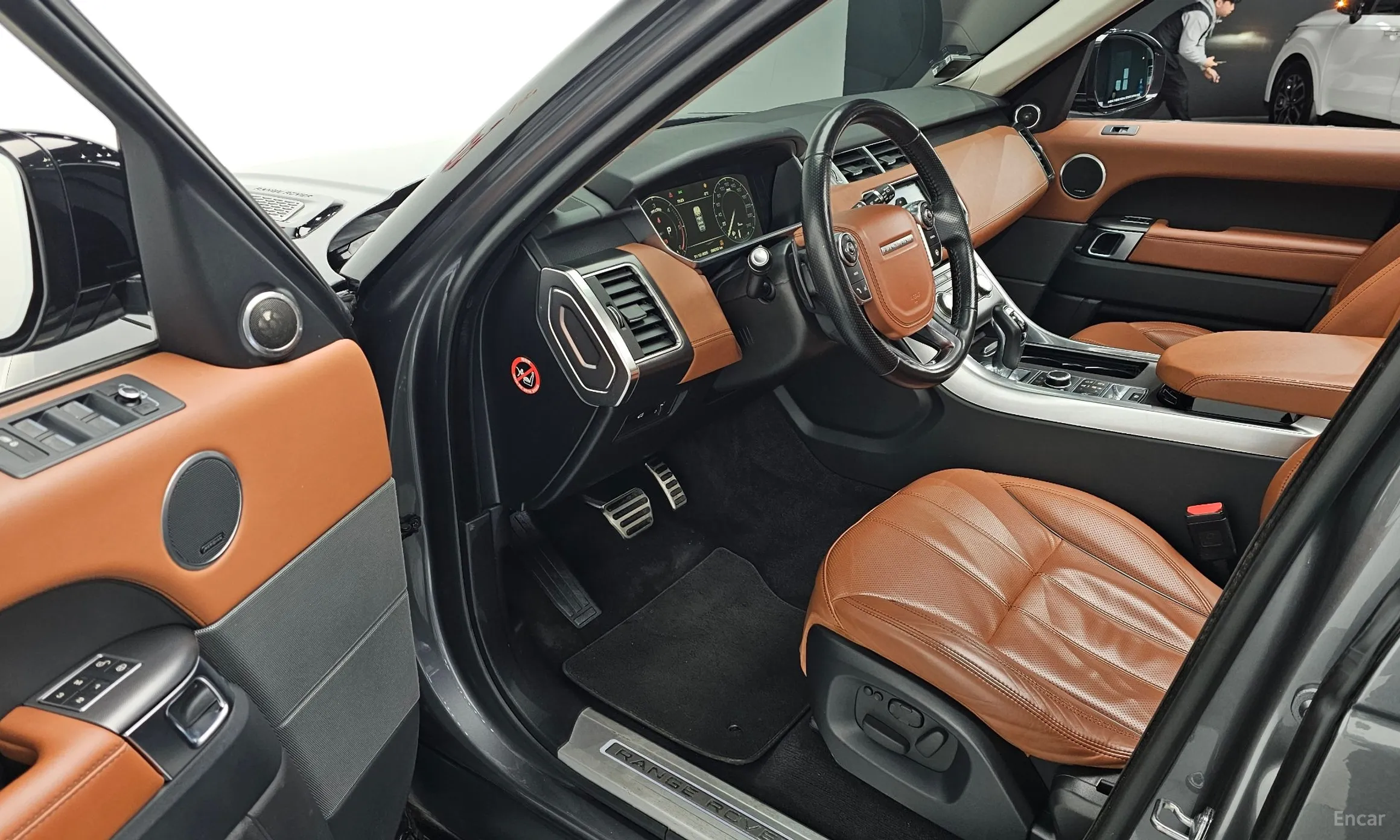 Land Rover Range Rover Sport 2nd Generation превью 11