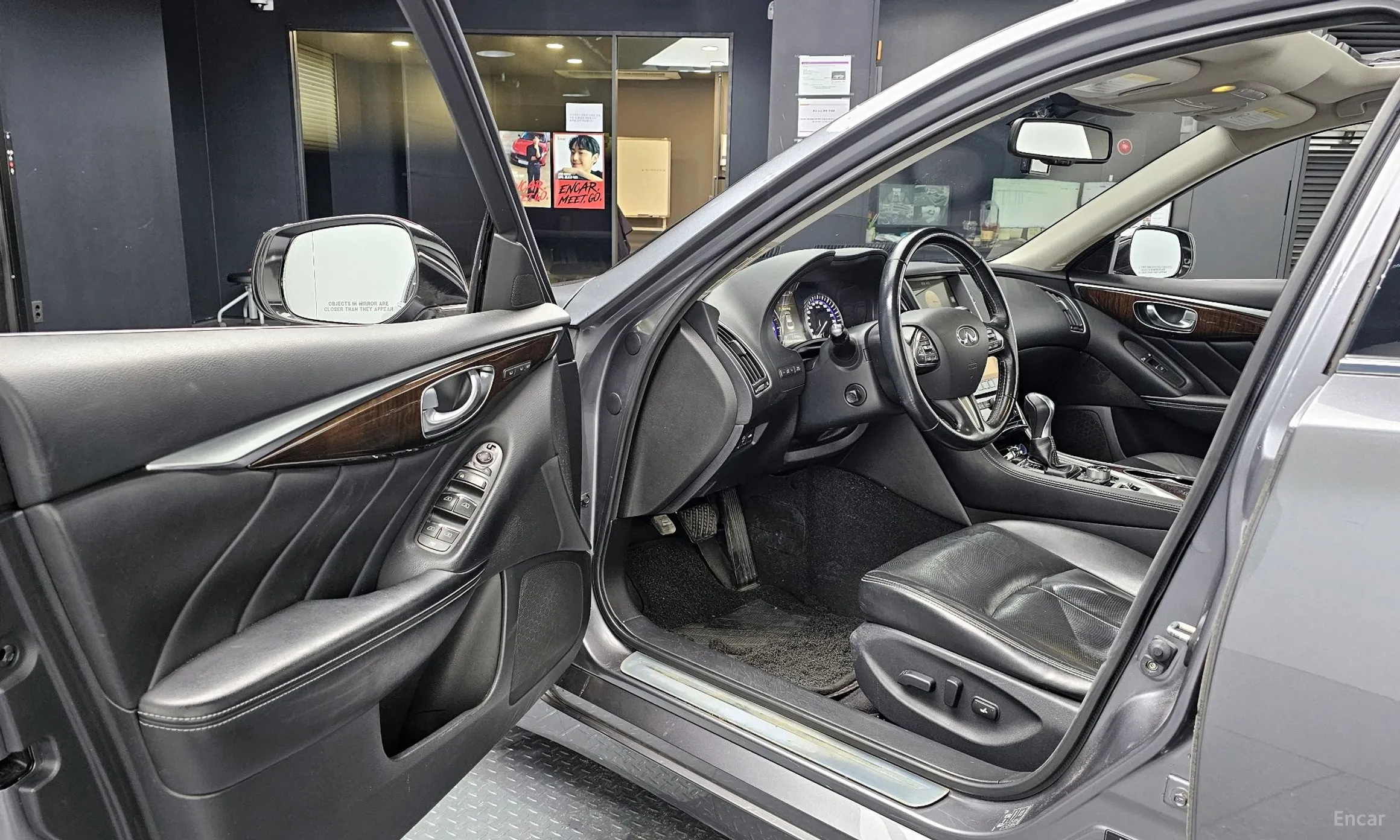Infiniti Q50 превью 11