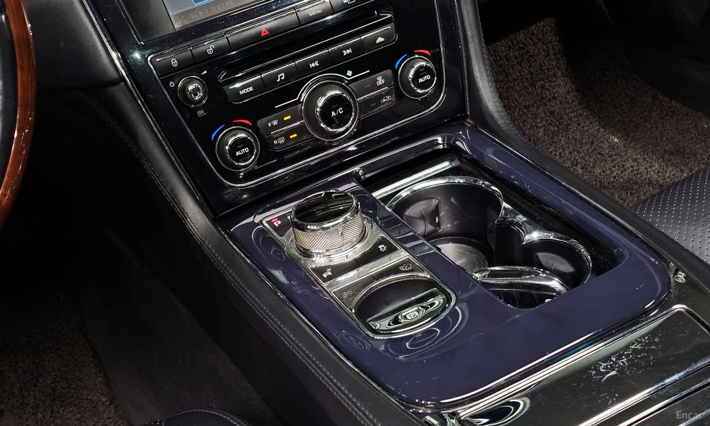 Jaguar All New XJ превью 9
