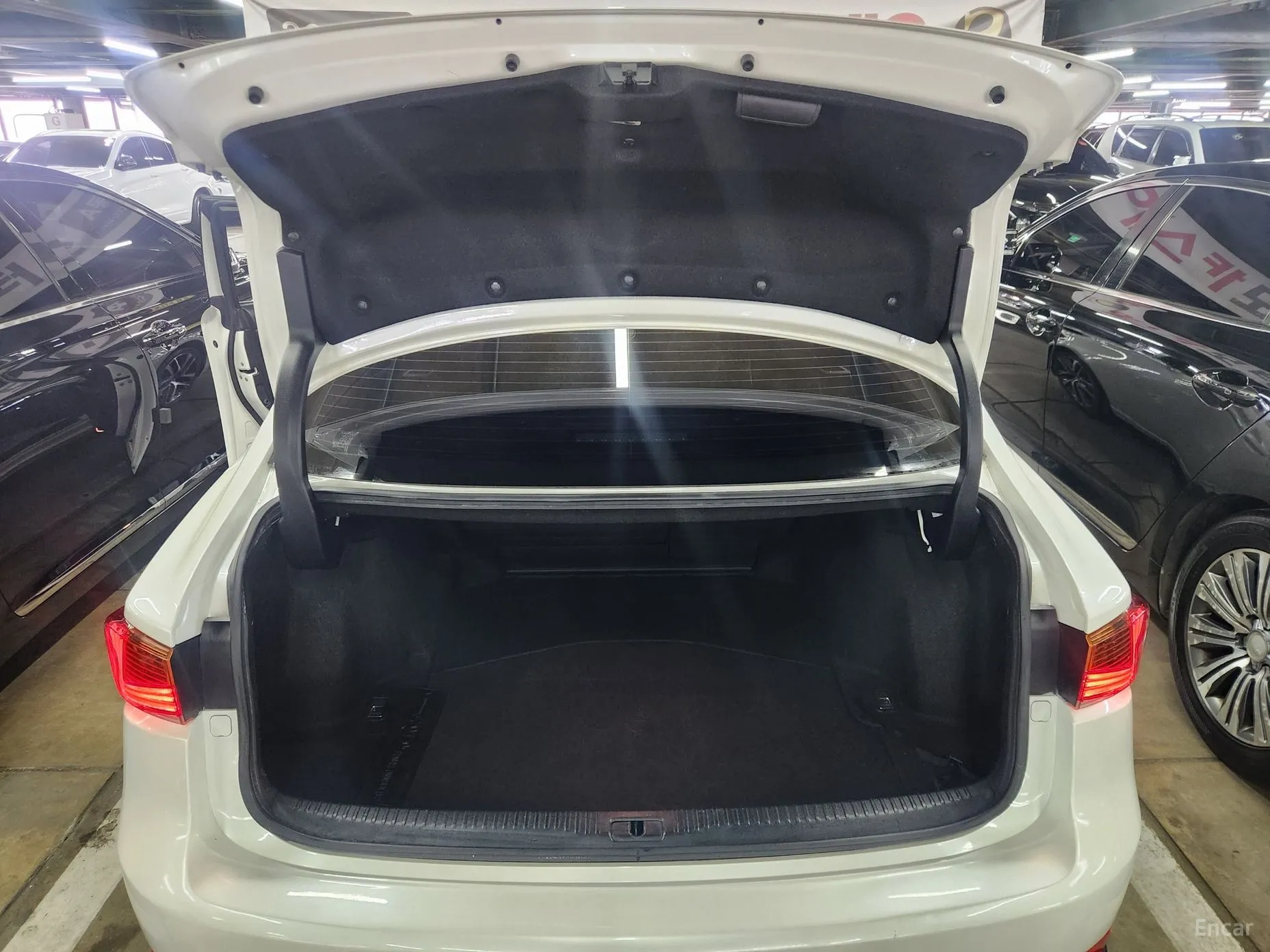 Lexus New IS300 превью 16