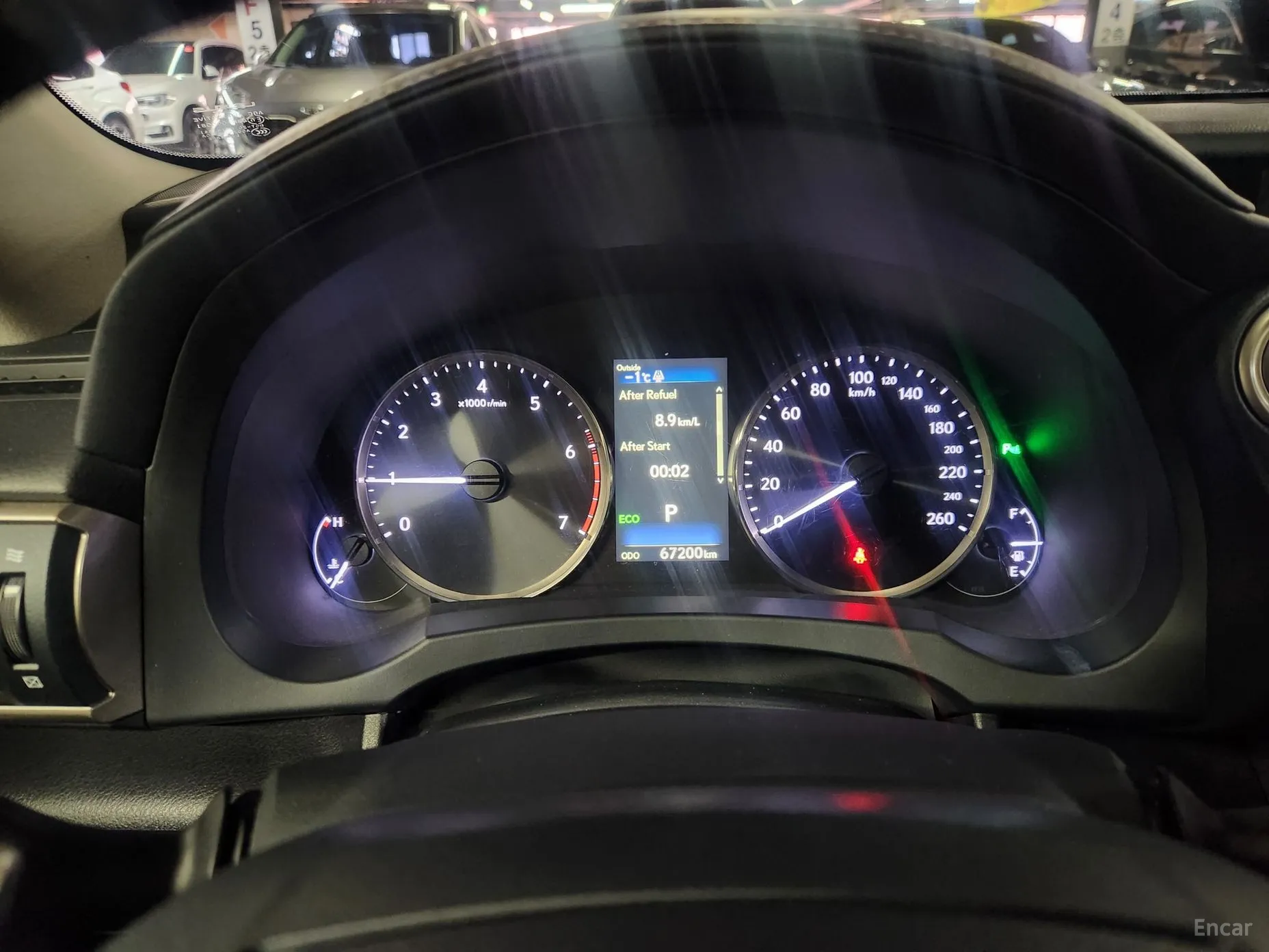 Lexus New IS300 превью 7