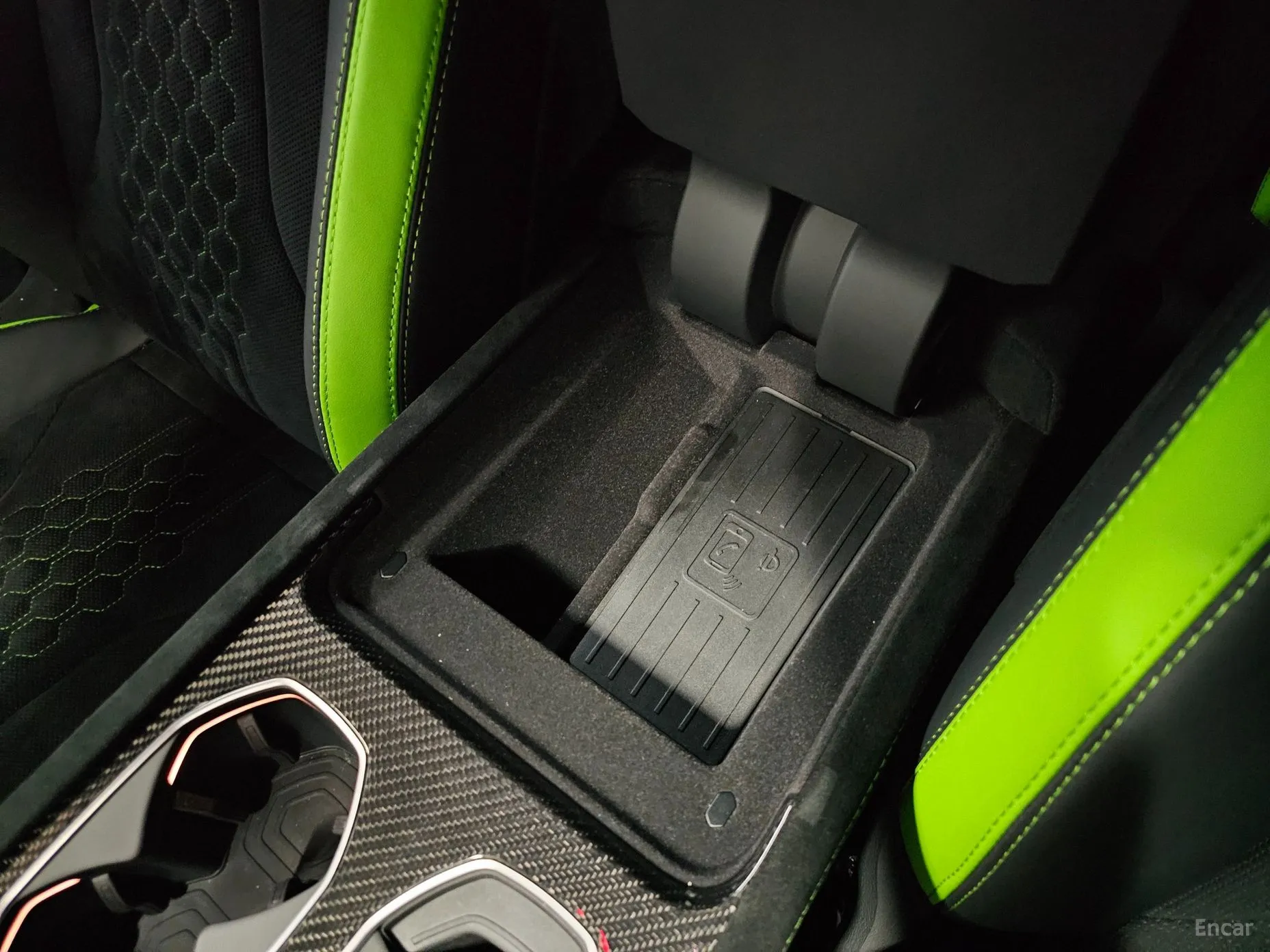Lamborghini Urus превью 15