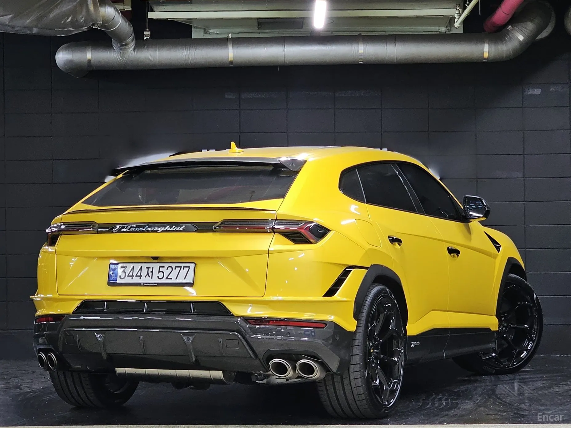 Lamborghini Urus превью 4