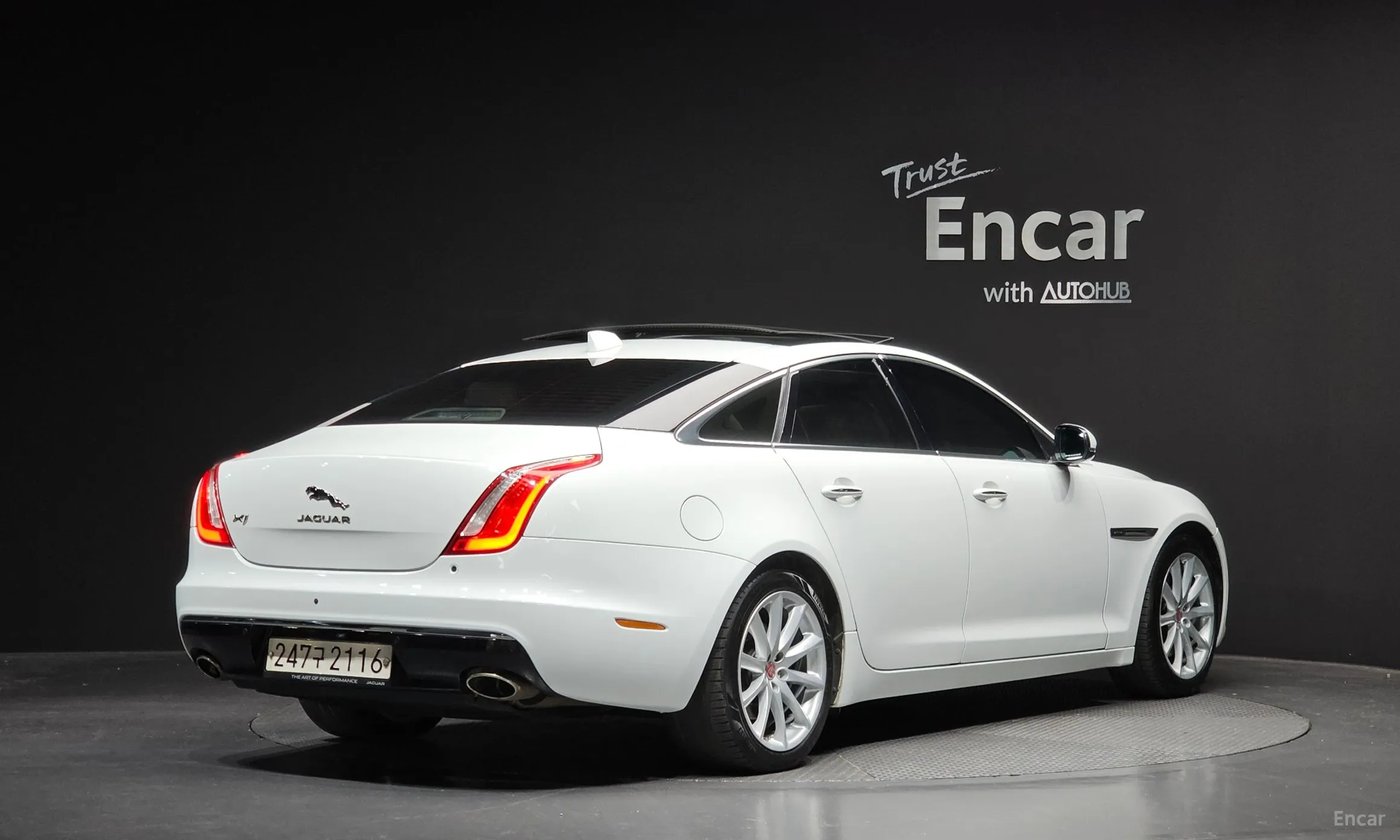 Jaguar All New XJ