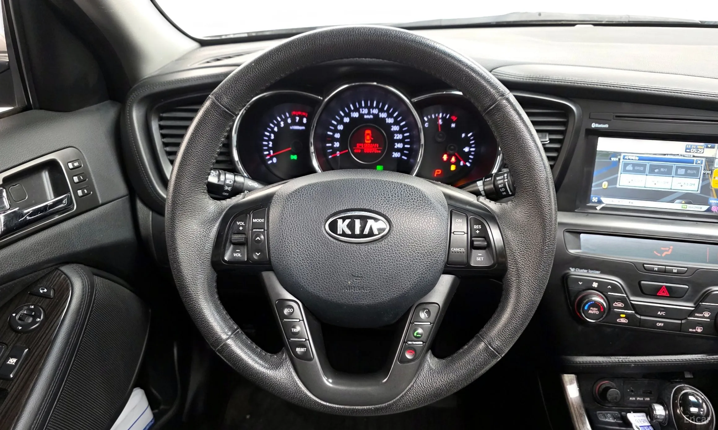 Kia K5 превью 13