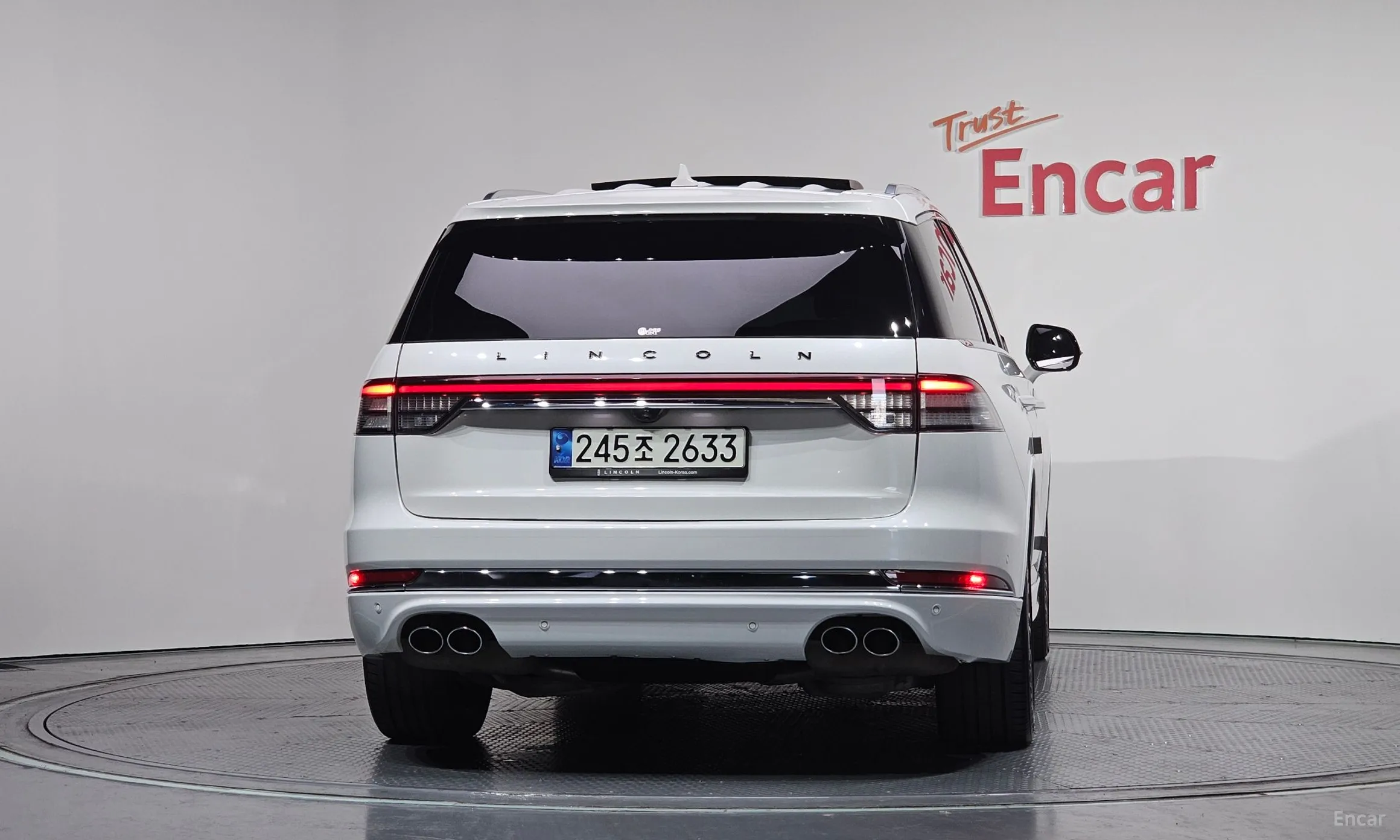 Lincoln Aviator 2nd Generation превью 4