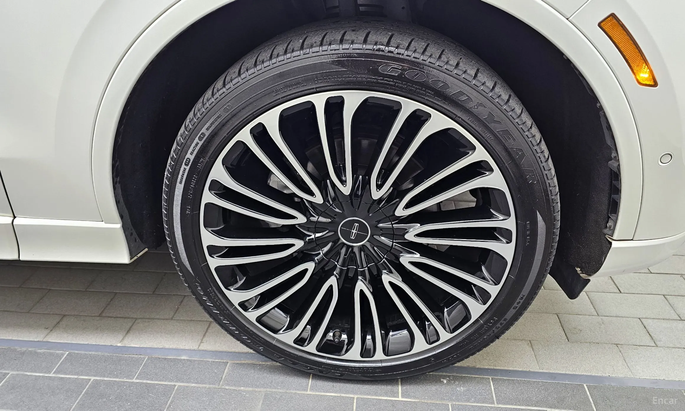 Lincoln Aviator 2nd Generation превью 5