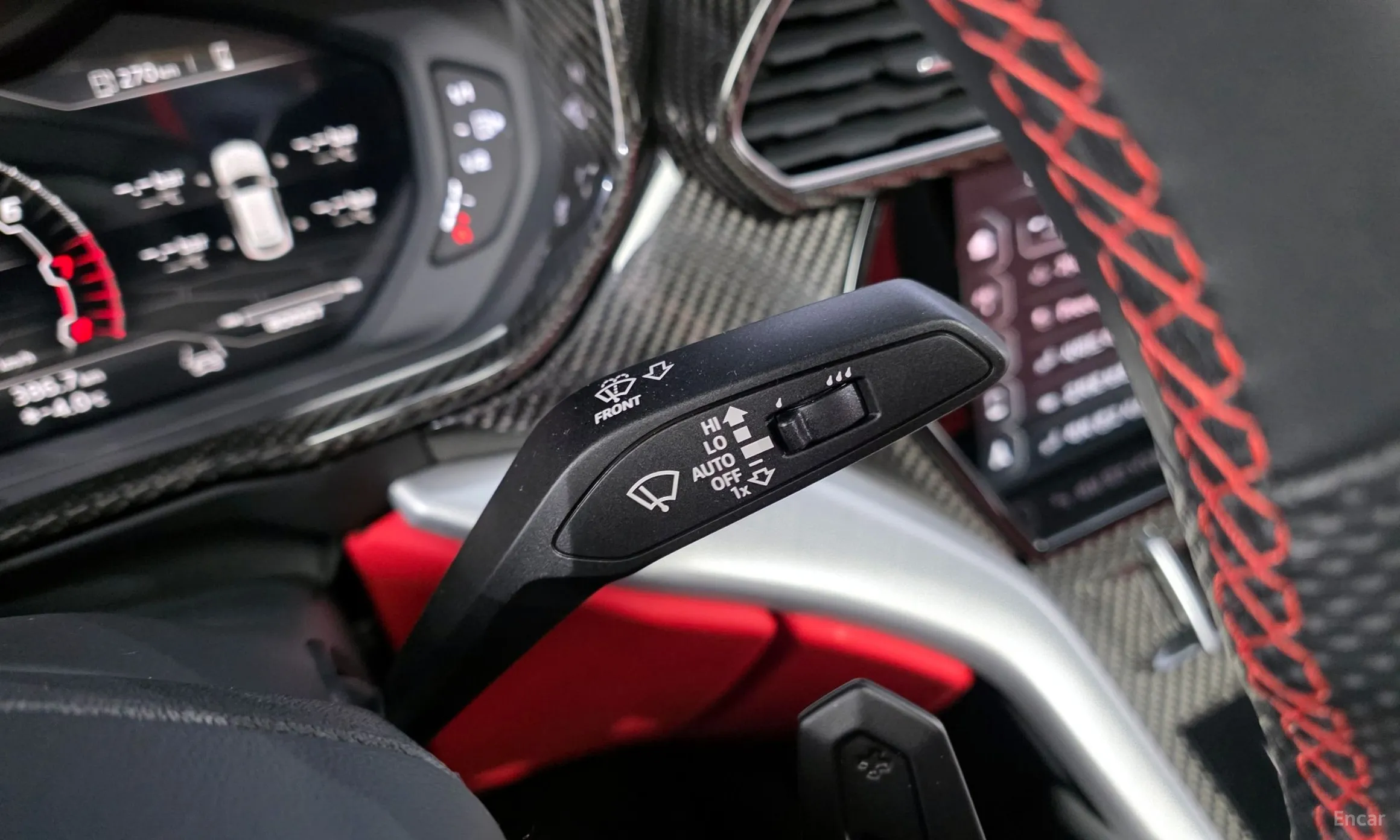 Lamborghini Urus превью 16
