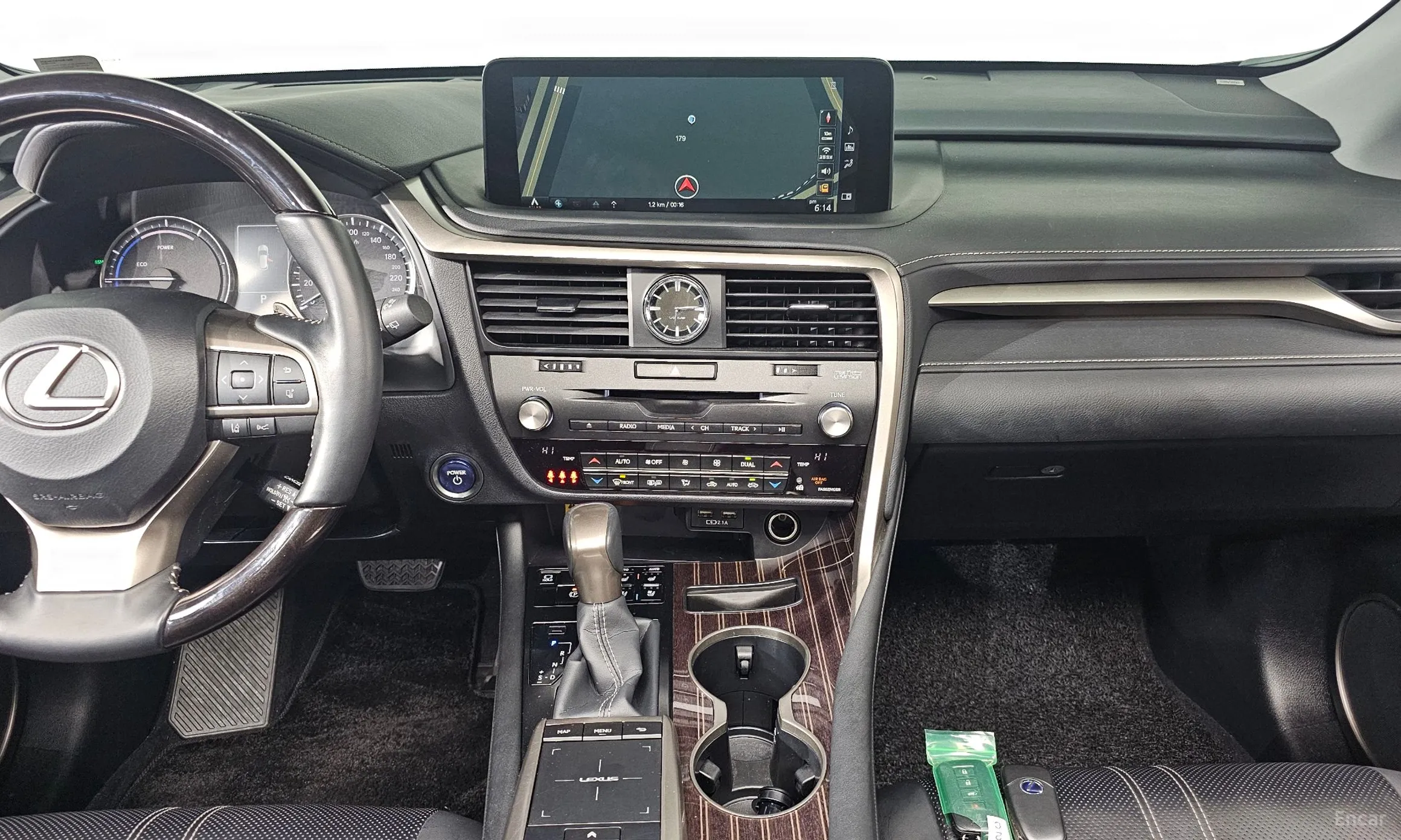 Lexus RX450h Gen 4 превью 14