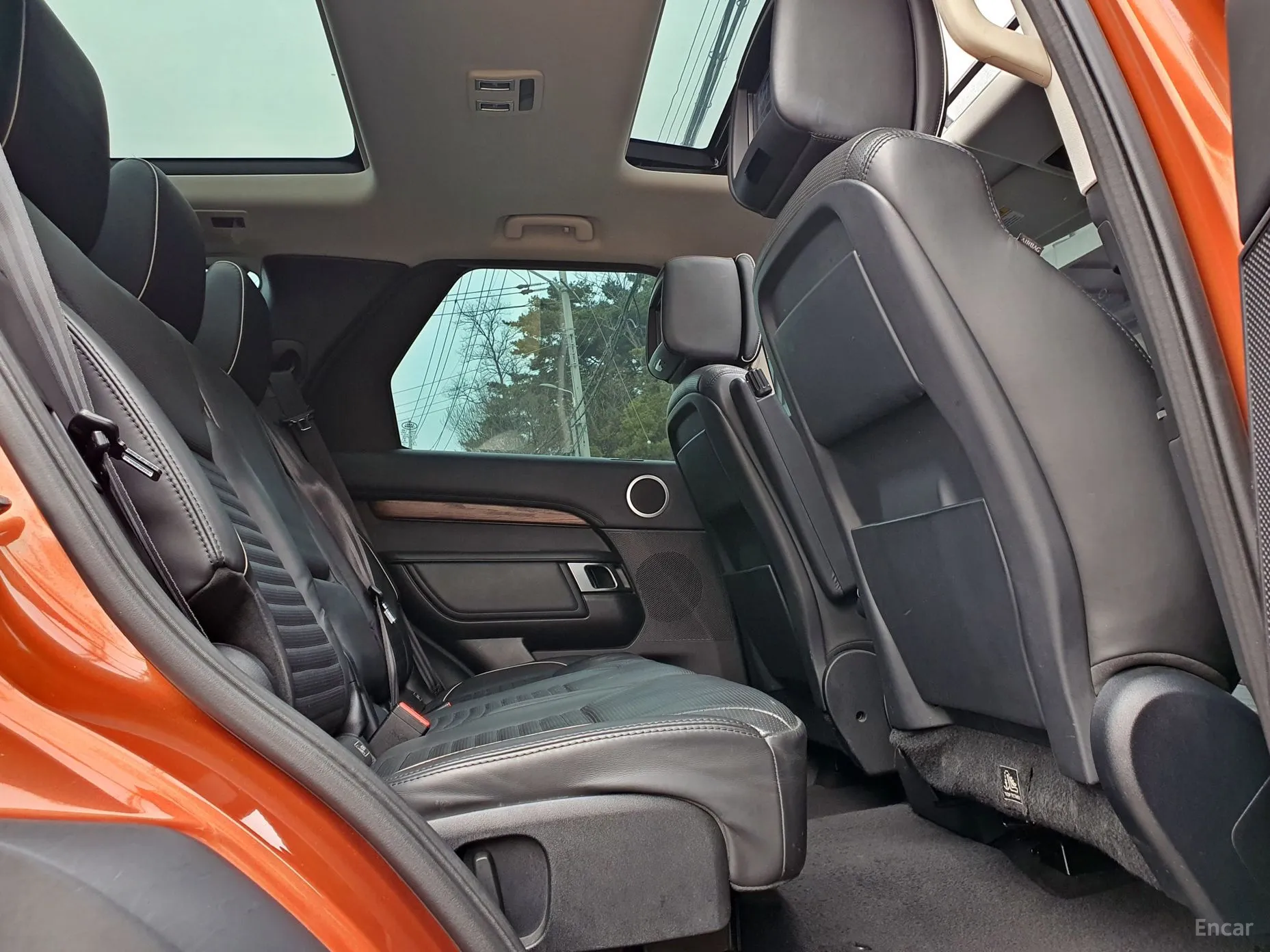 Land Rover Discovery 5 превью 7