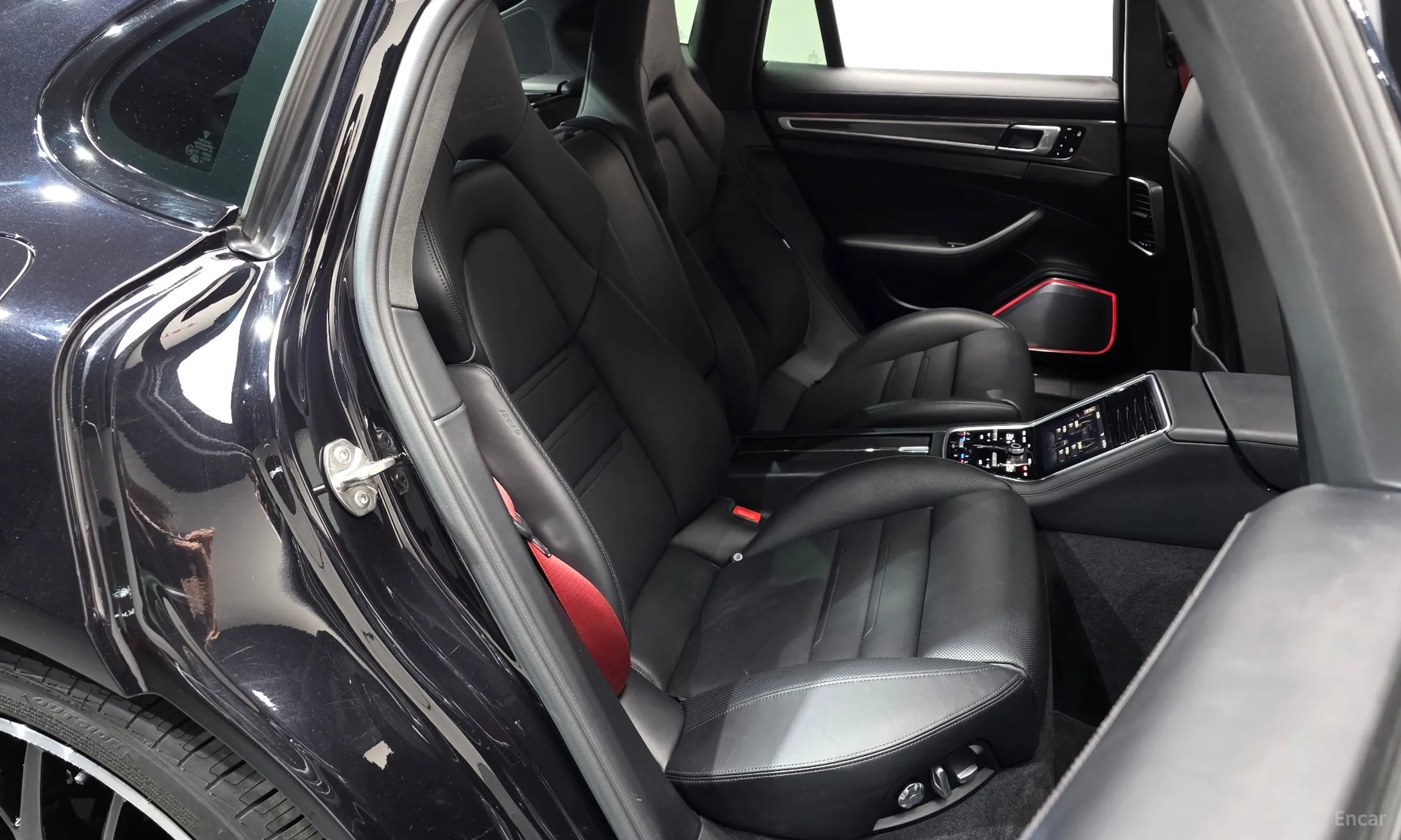 Porsche Panamera (971) превью 11
