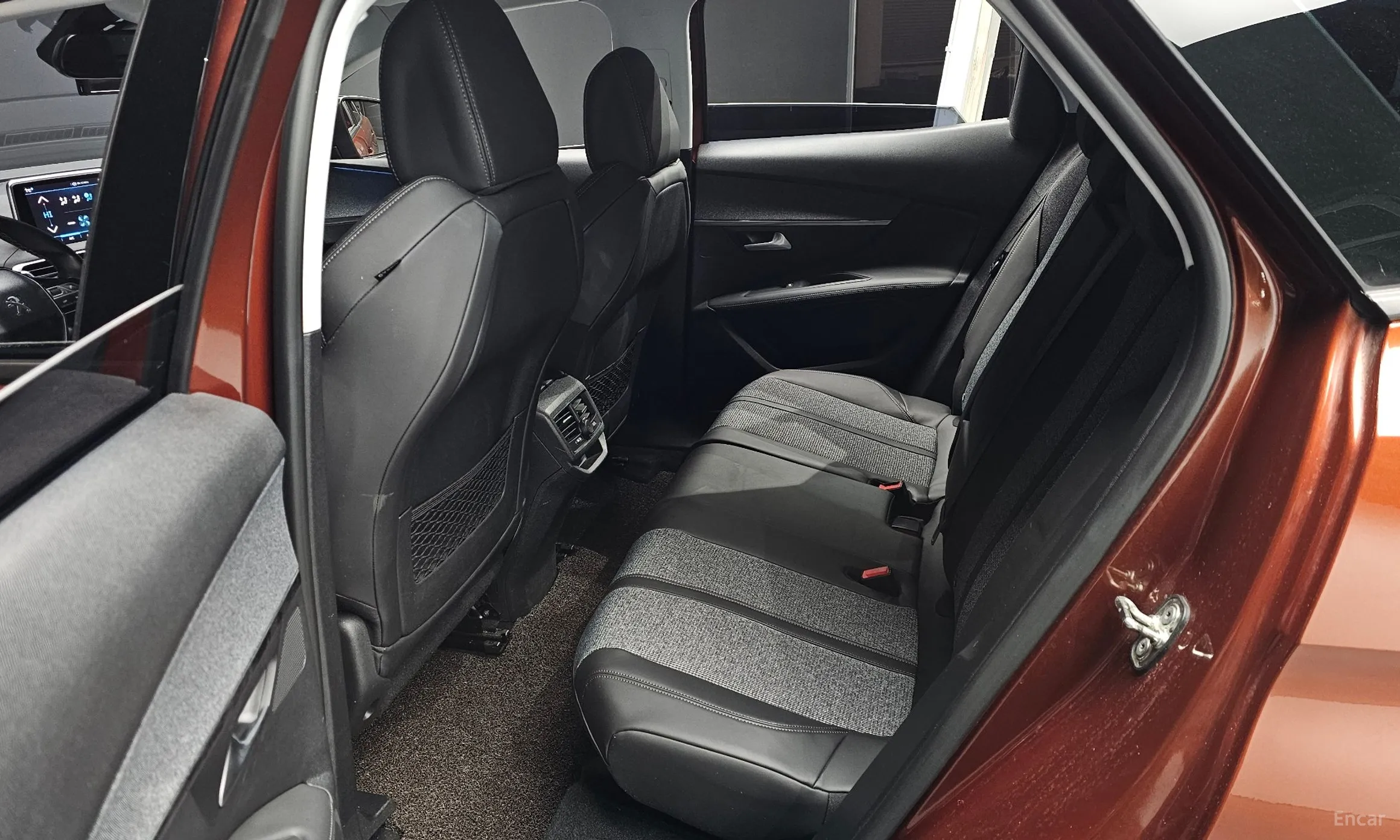 Peugeot 3008 2nd generation превью 12