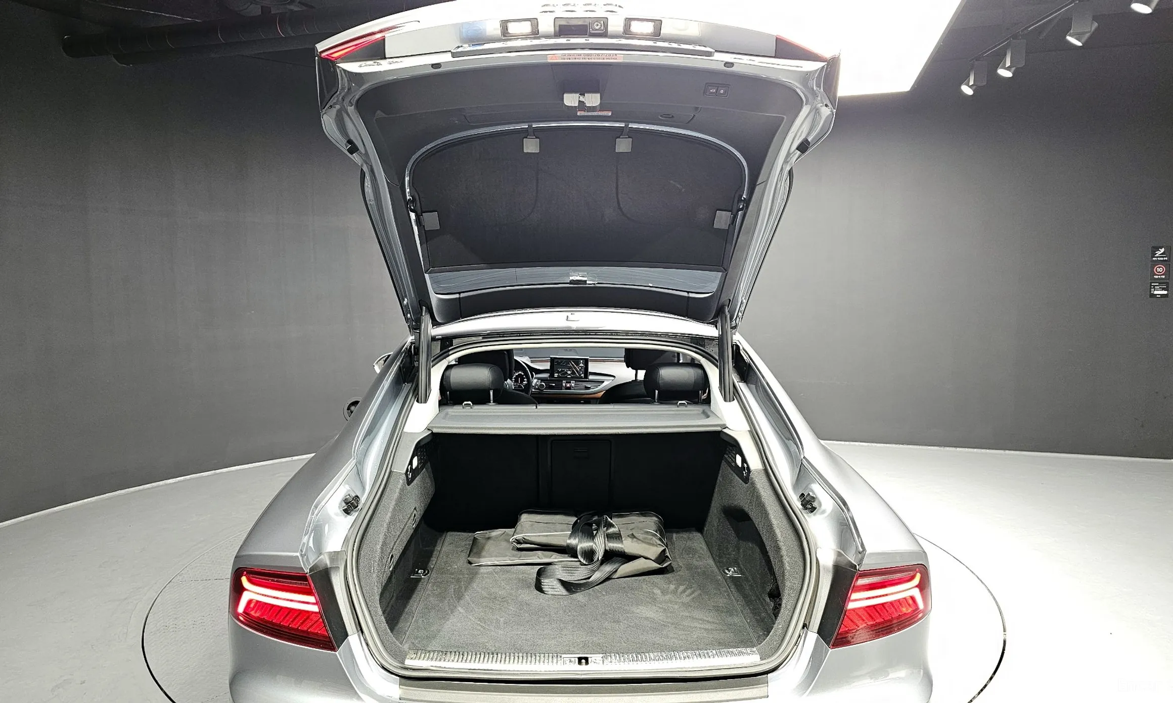 Audi A7 превью 20