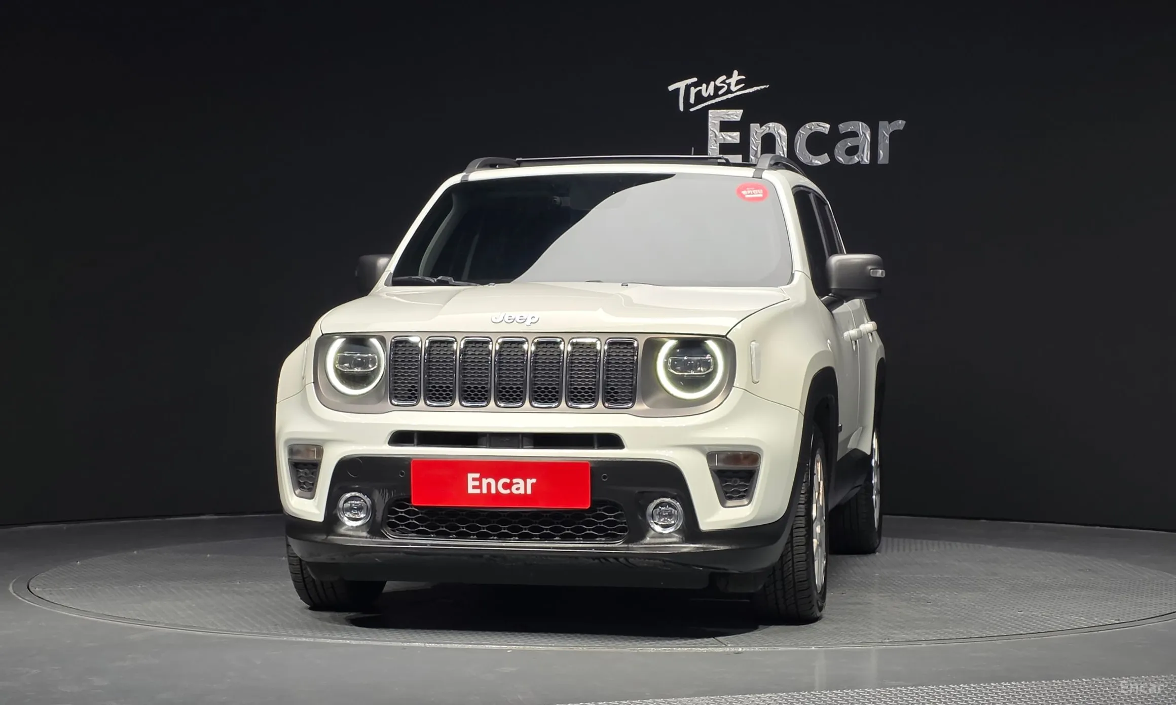 Jeep Renegade превью 3
