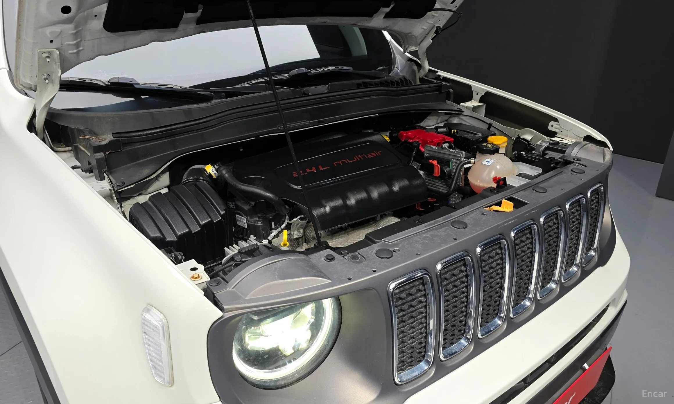 Jeep Renegade превью 6