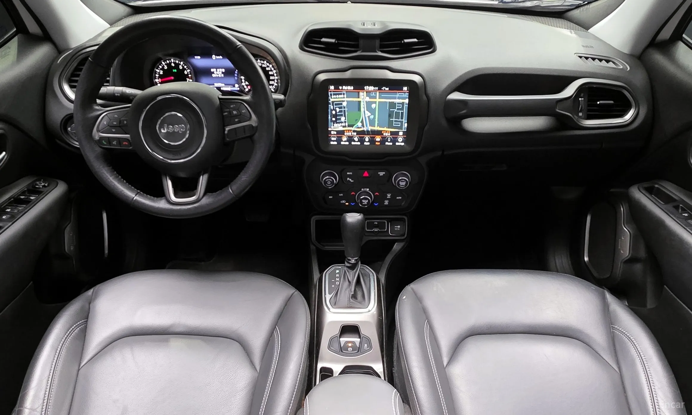 Jeep Renegade превью 7