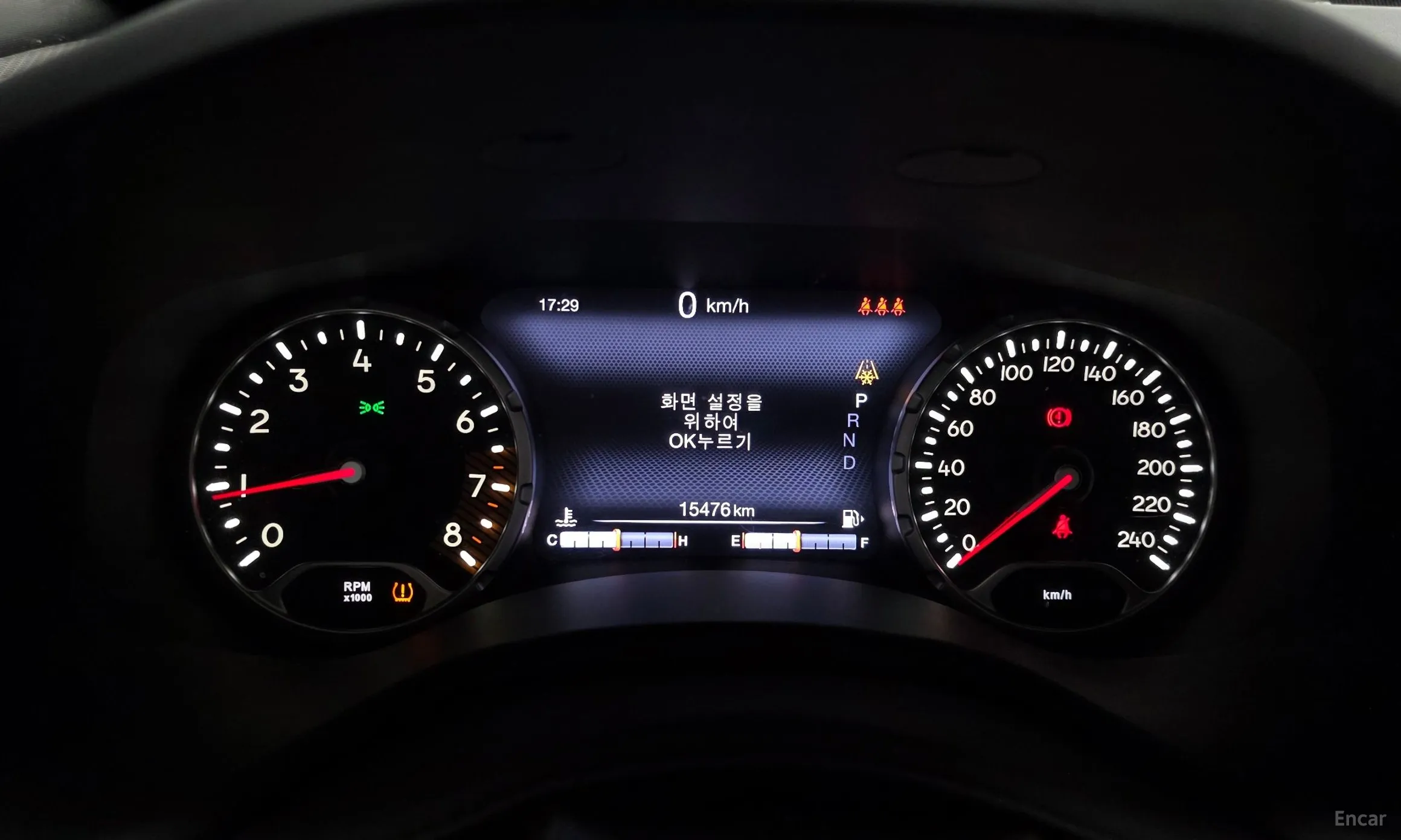 Jeep Renegade превью 8