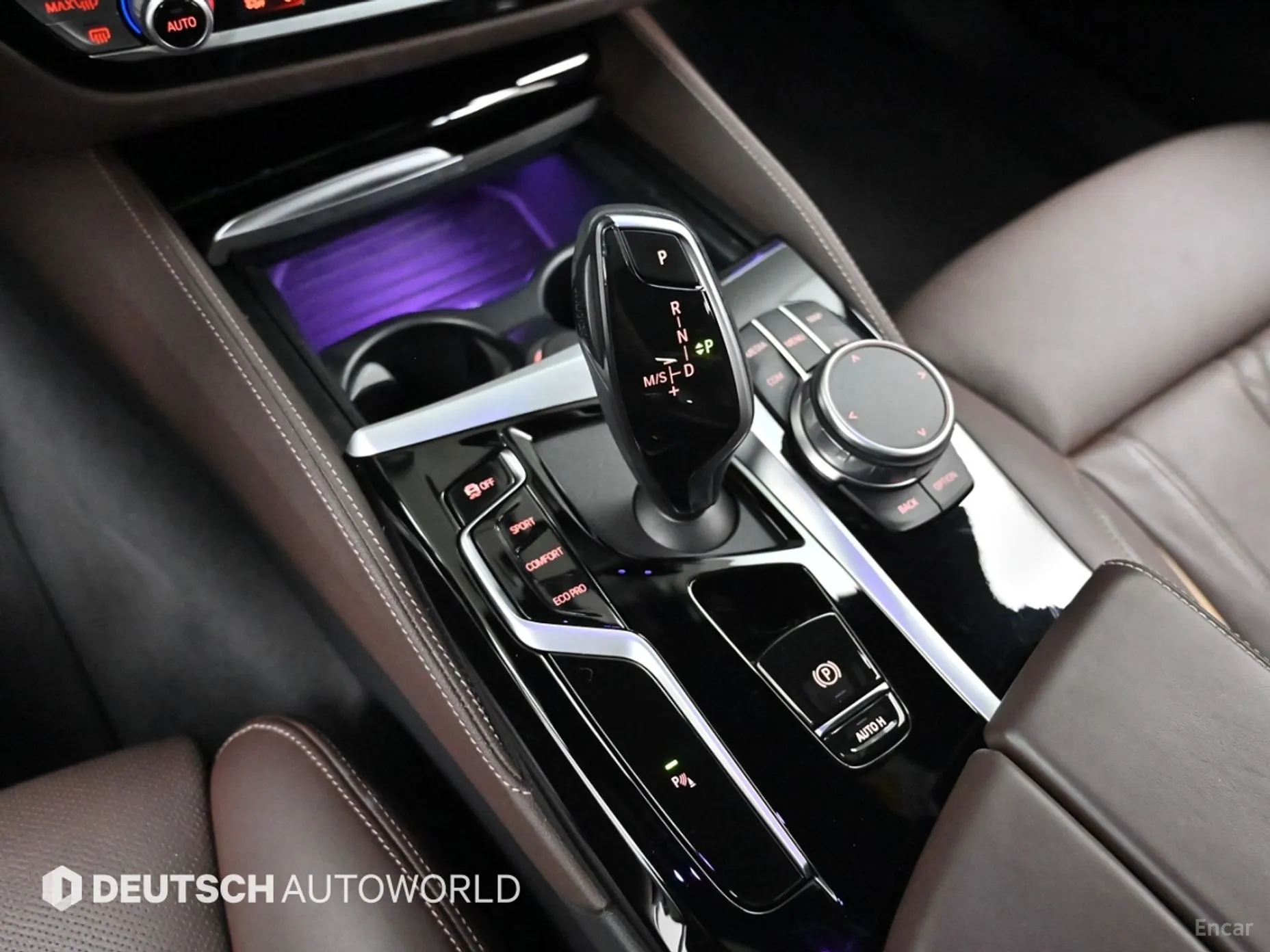 BMW 5 Series (G30) превью 9
