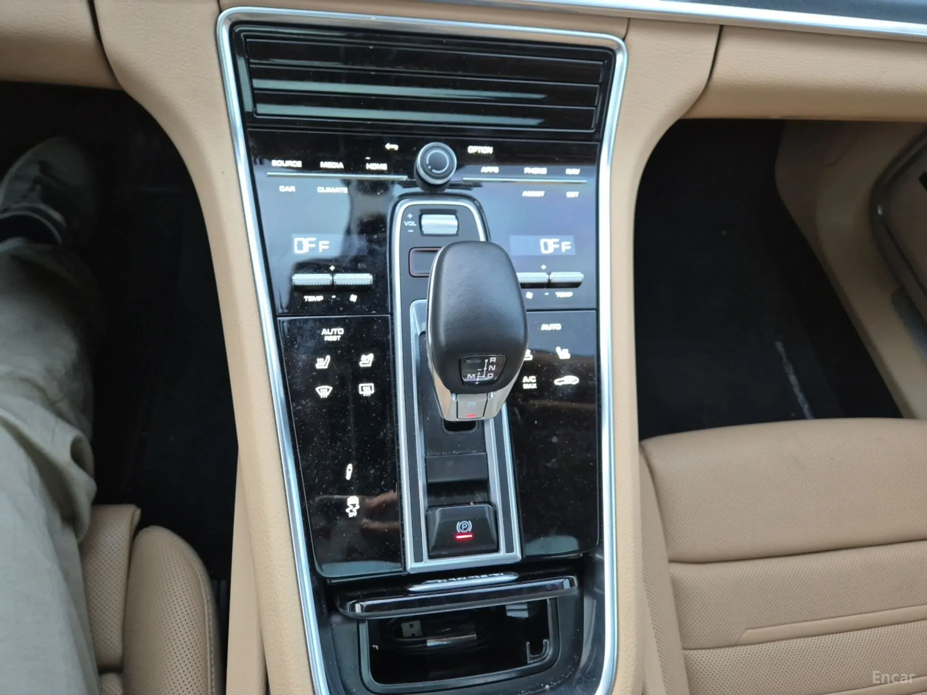 Porsche Panamera (971) превью 13