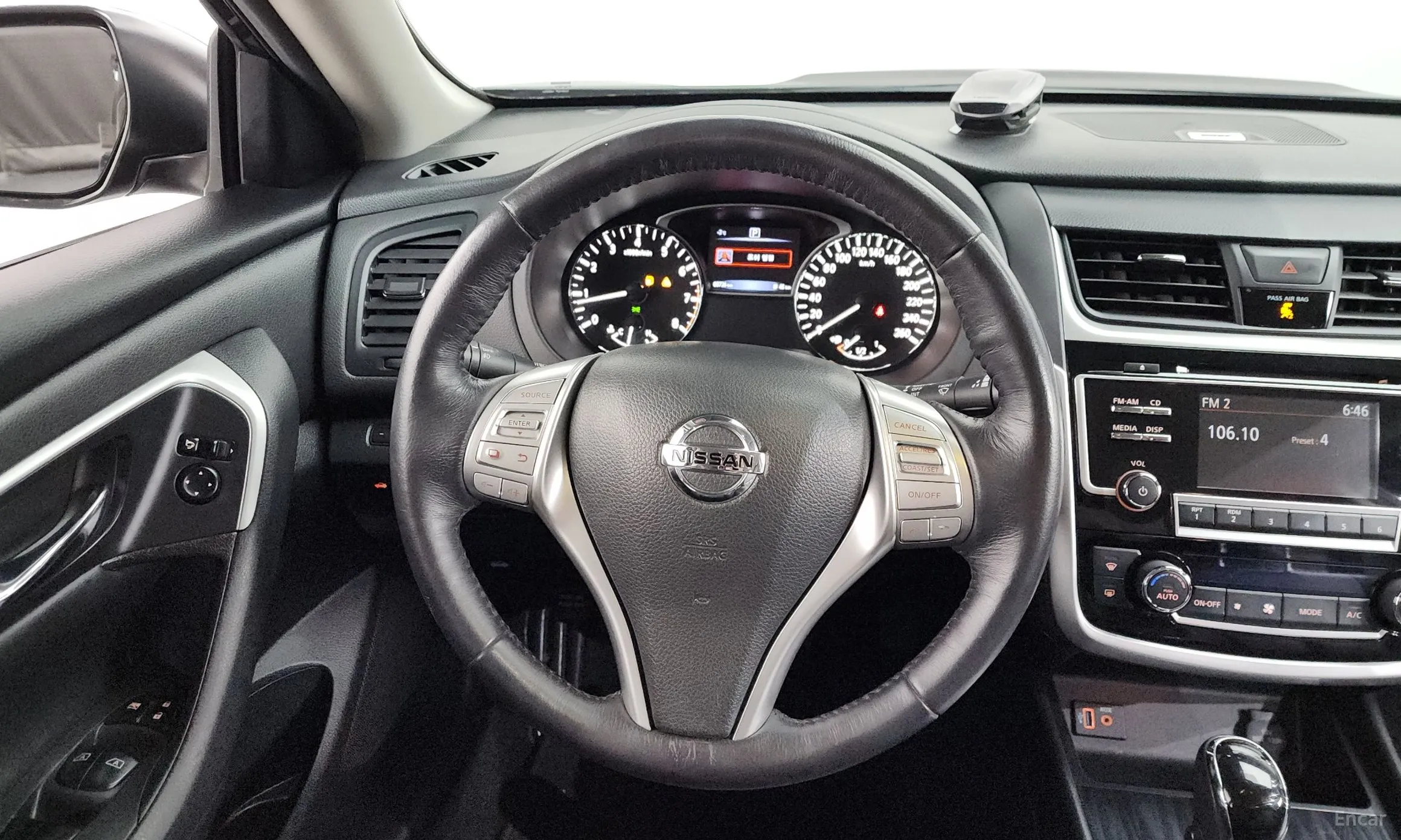 Nissan Altima превью 13