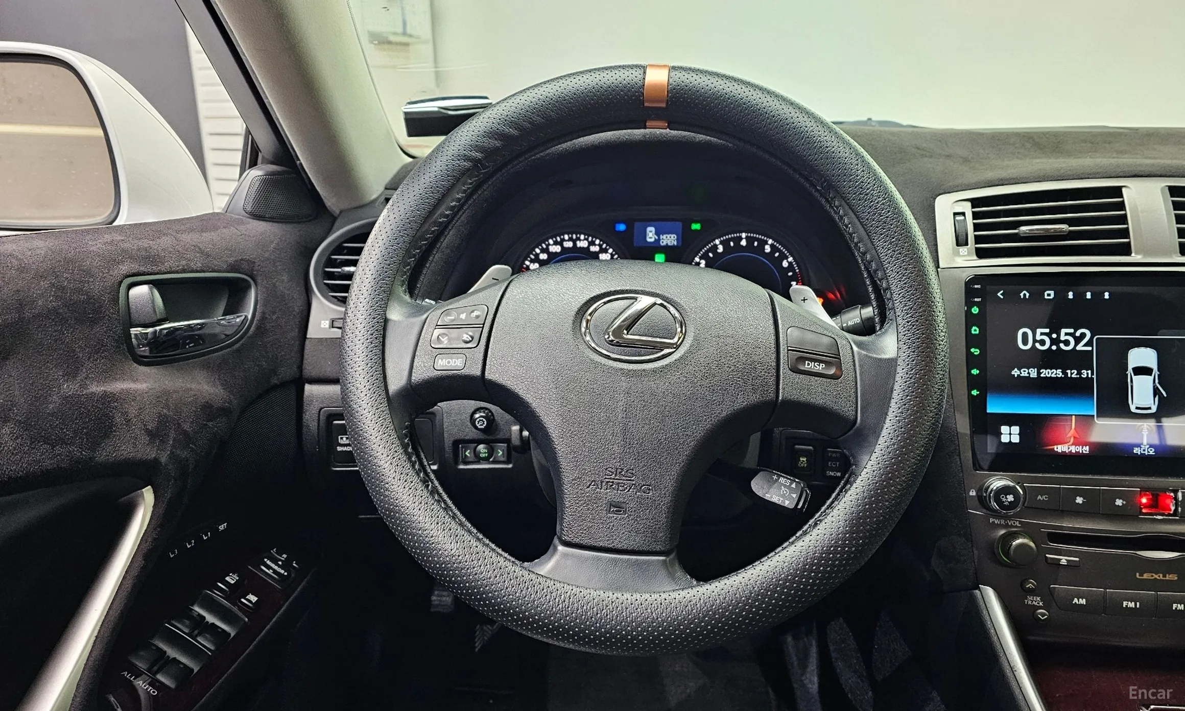 Lexus IS250 превью 13