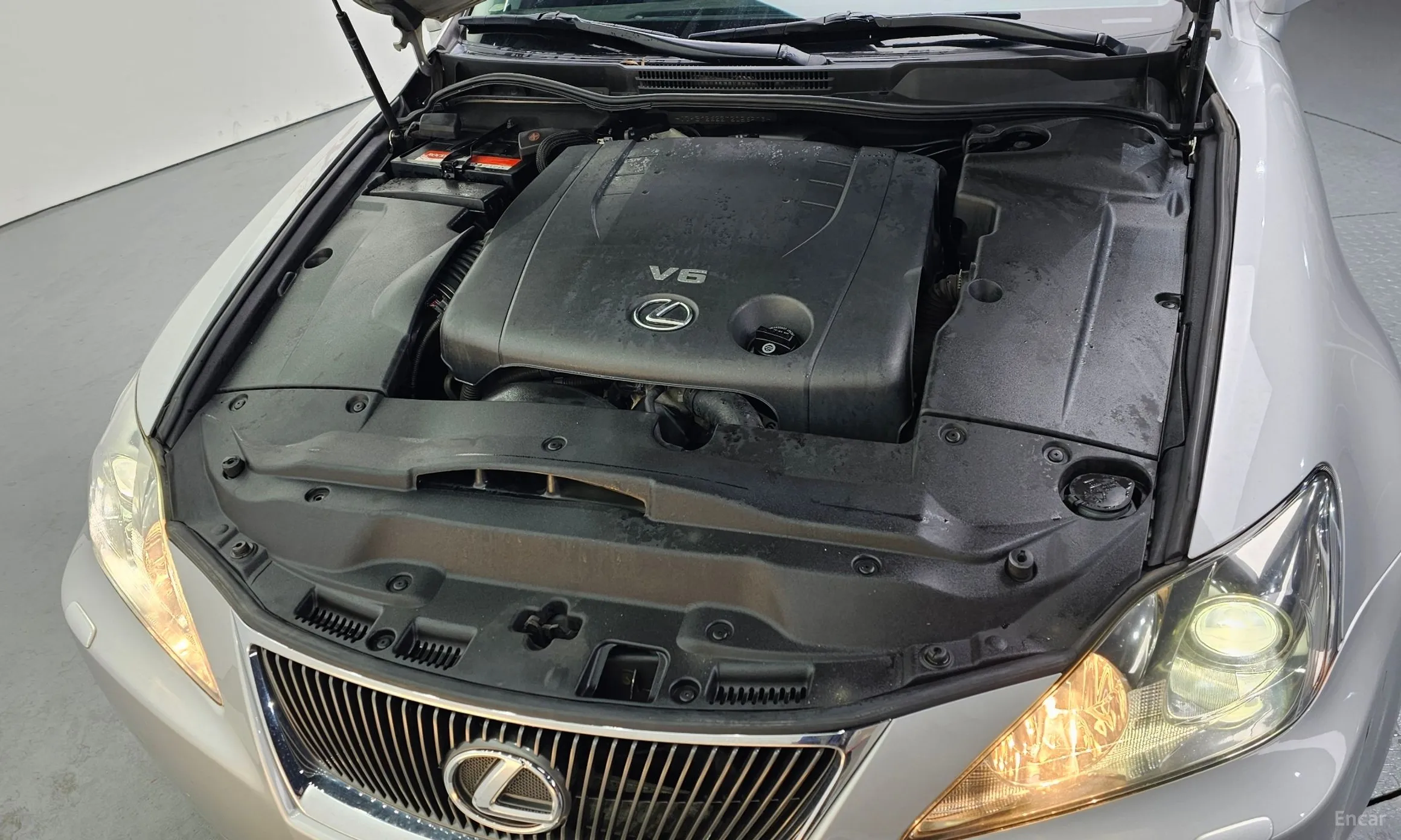 Lexus IS250 превью 6