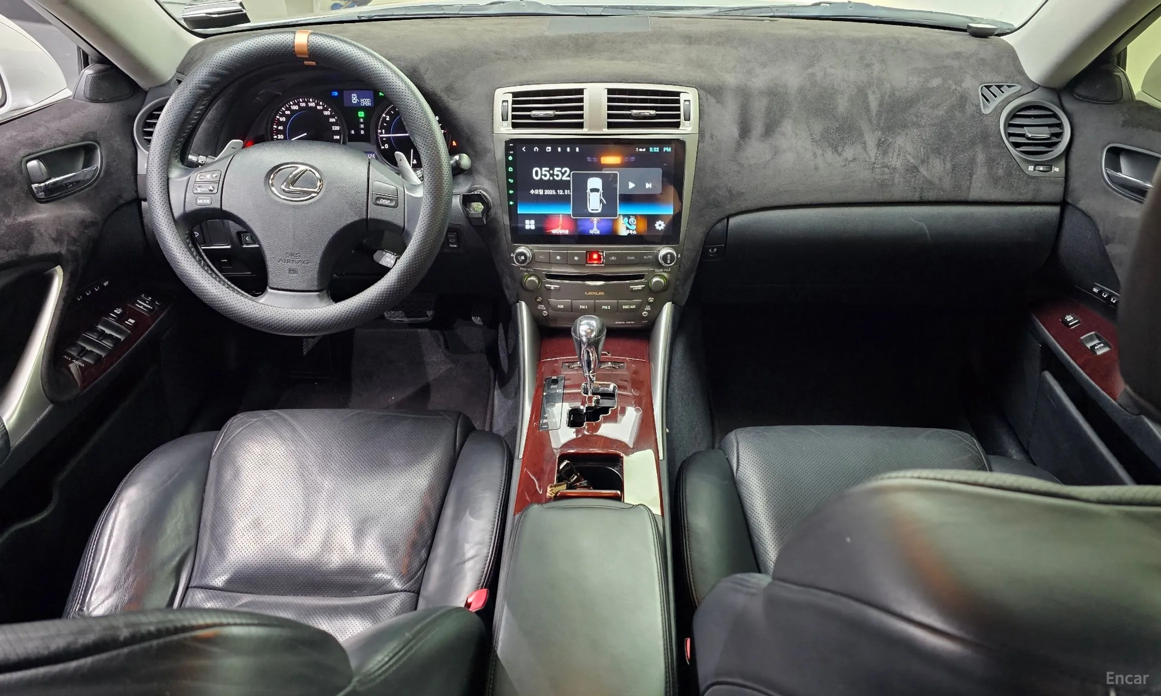 Lexus IS250 превью 7