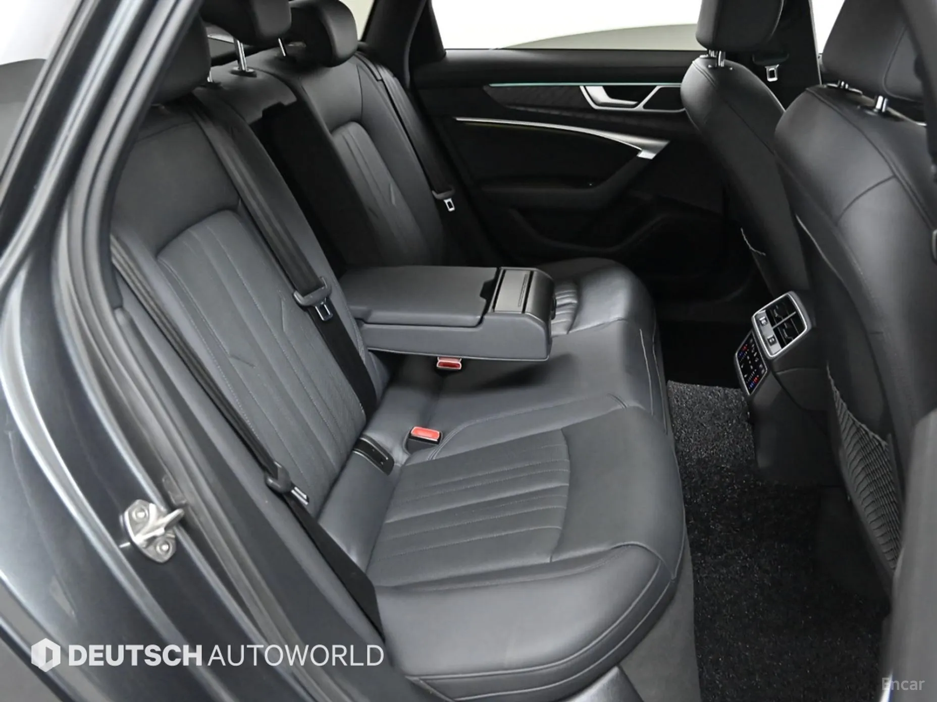 Audi A6 (C8) превью 12