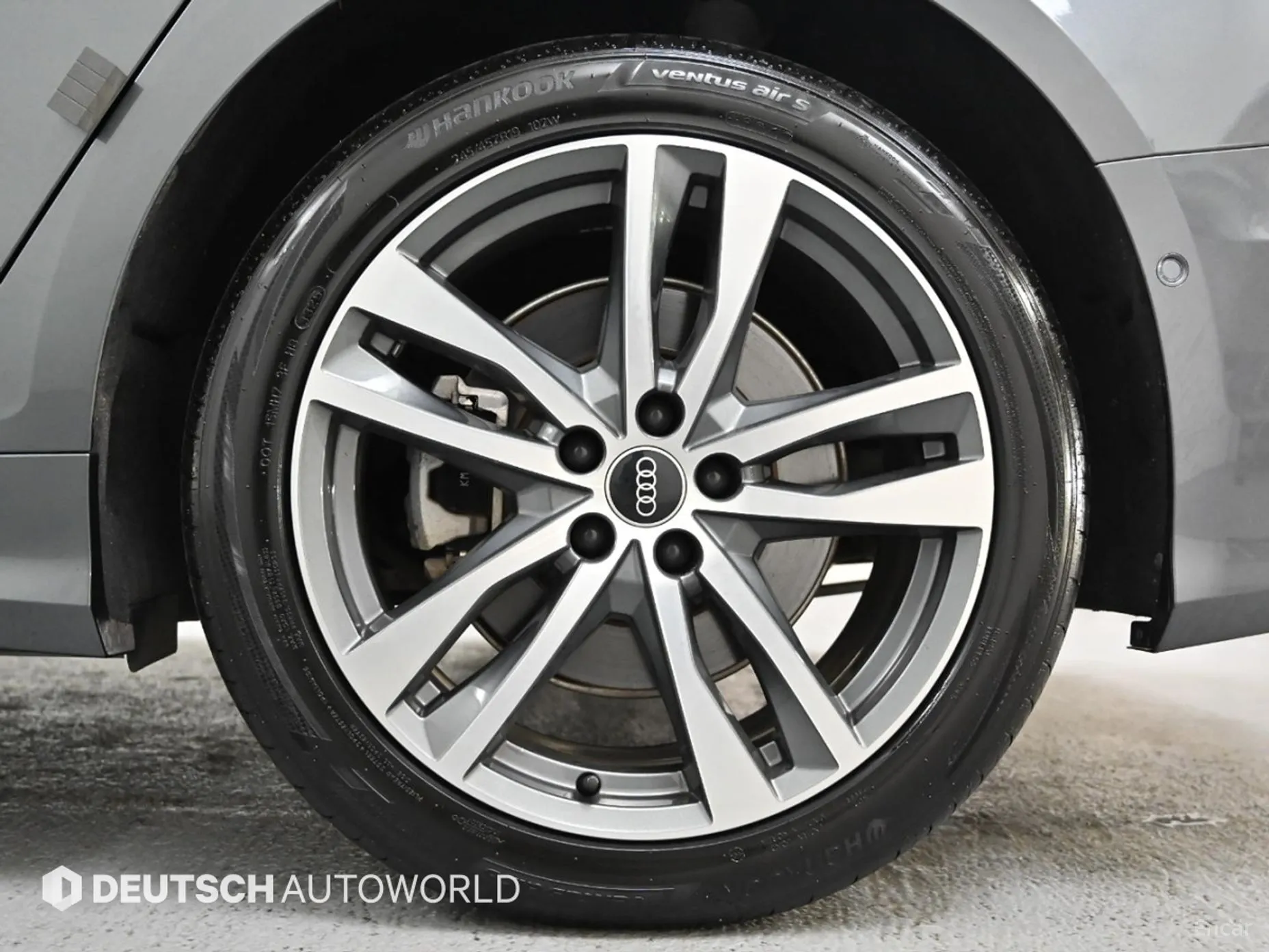 Audi A6 (C8) превью 5