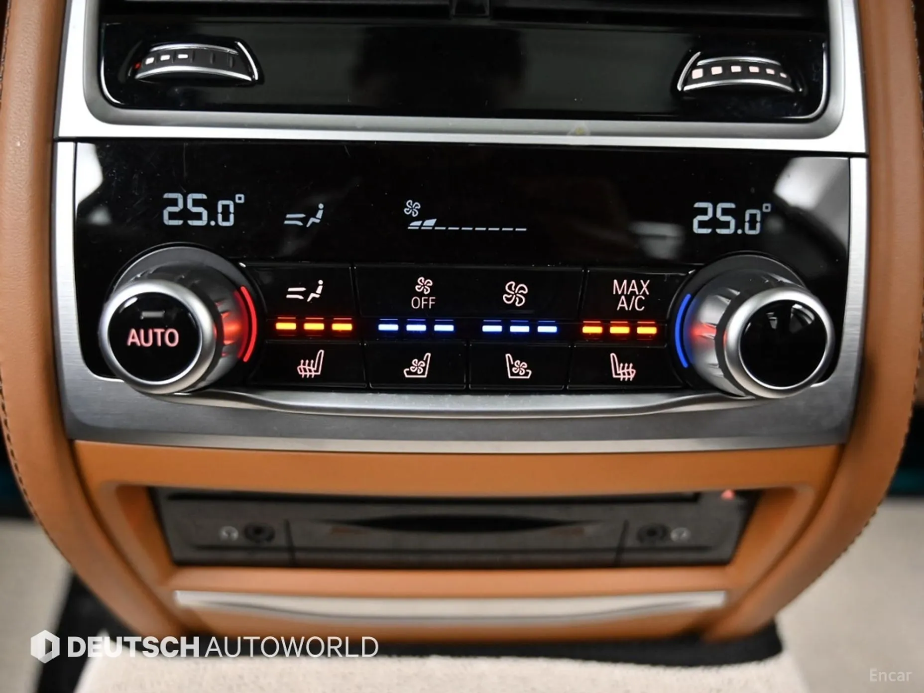 BMW 7 Series (G11) превью 16