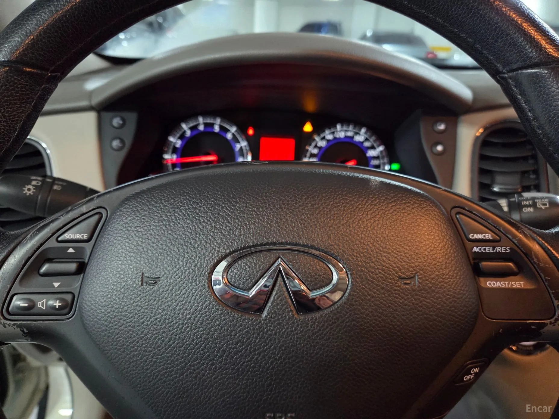 Infiniti EX35 превью 15