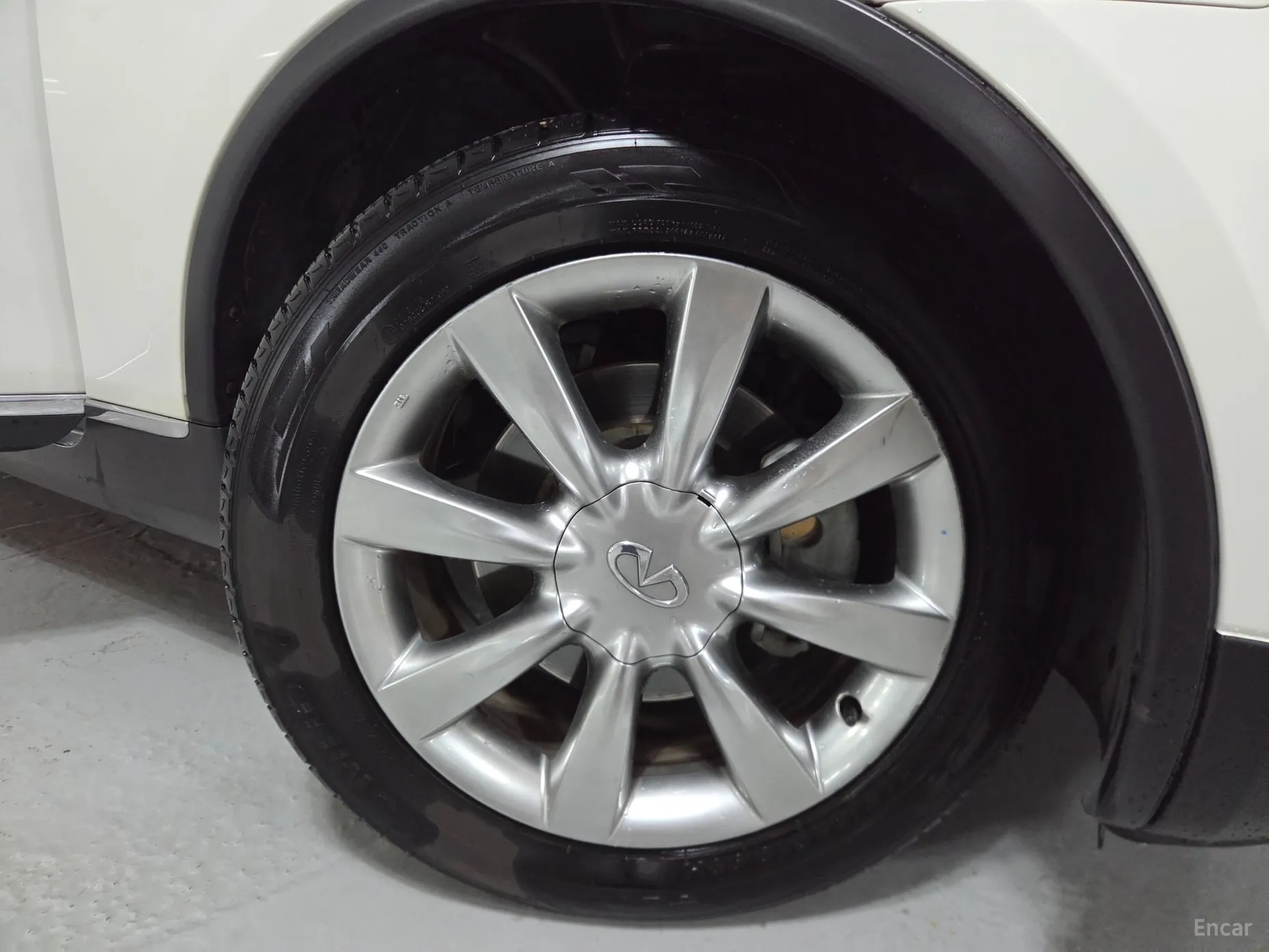 Infiniti EX35 превью 5