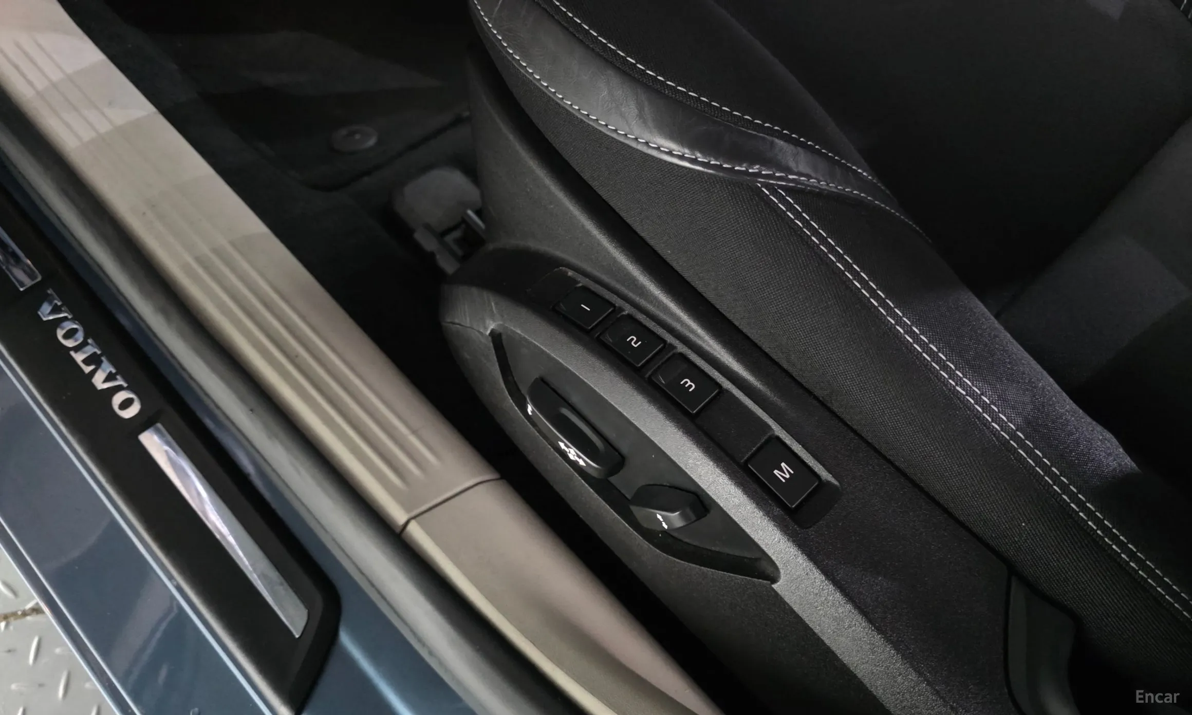 Volvo V40 превью 16