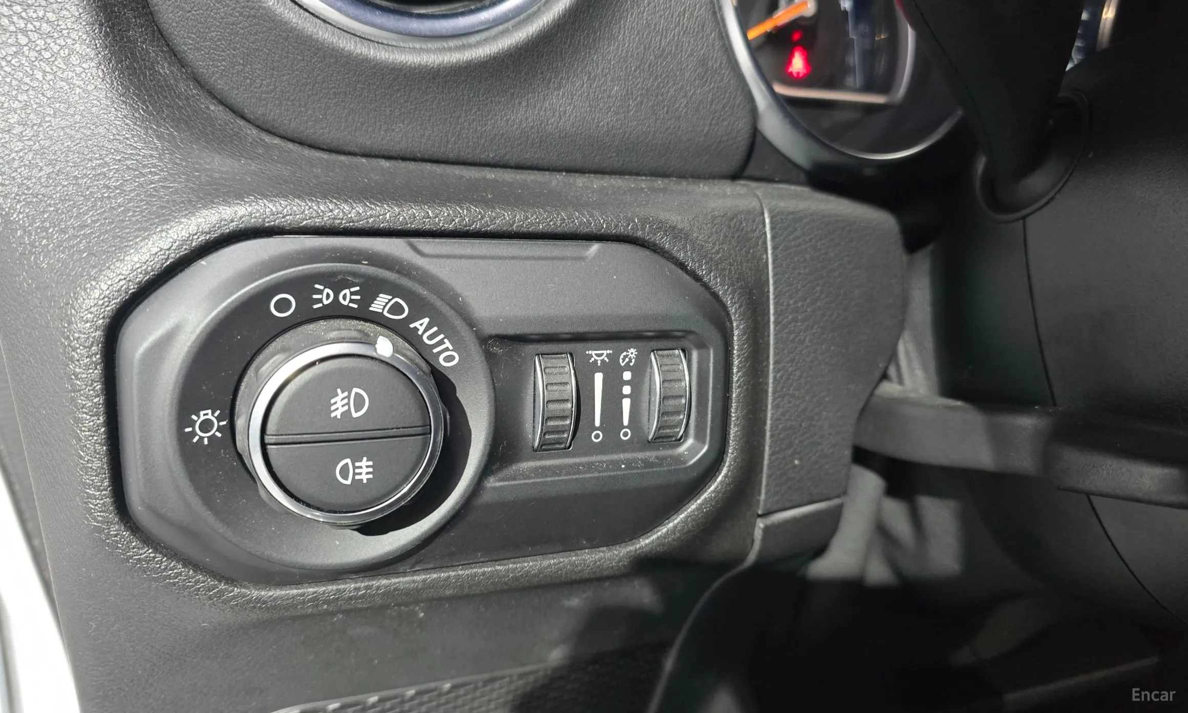 Jeep Wrangler (JL) превью 17