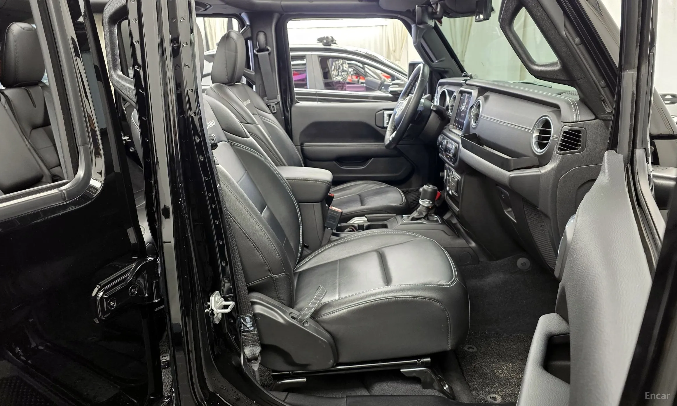 Jeep Wrangler (JL) превью 11