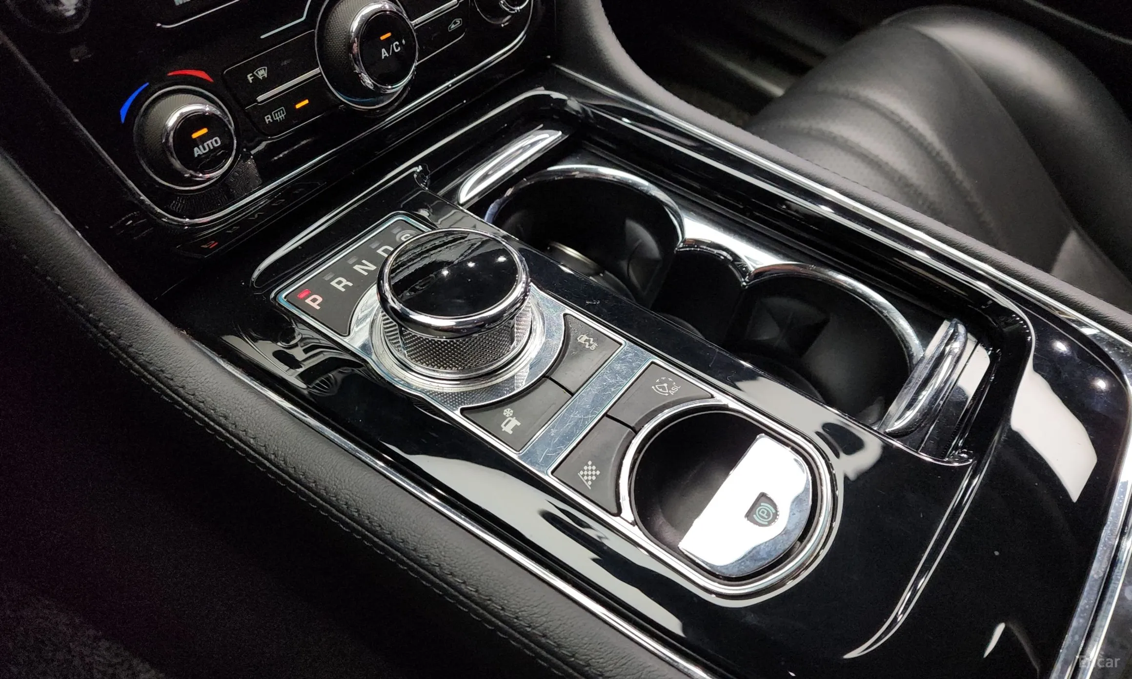 Jaguar All New XJ превью 9