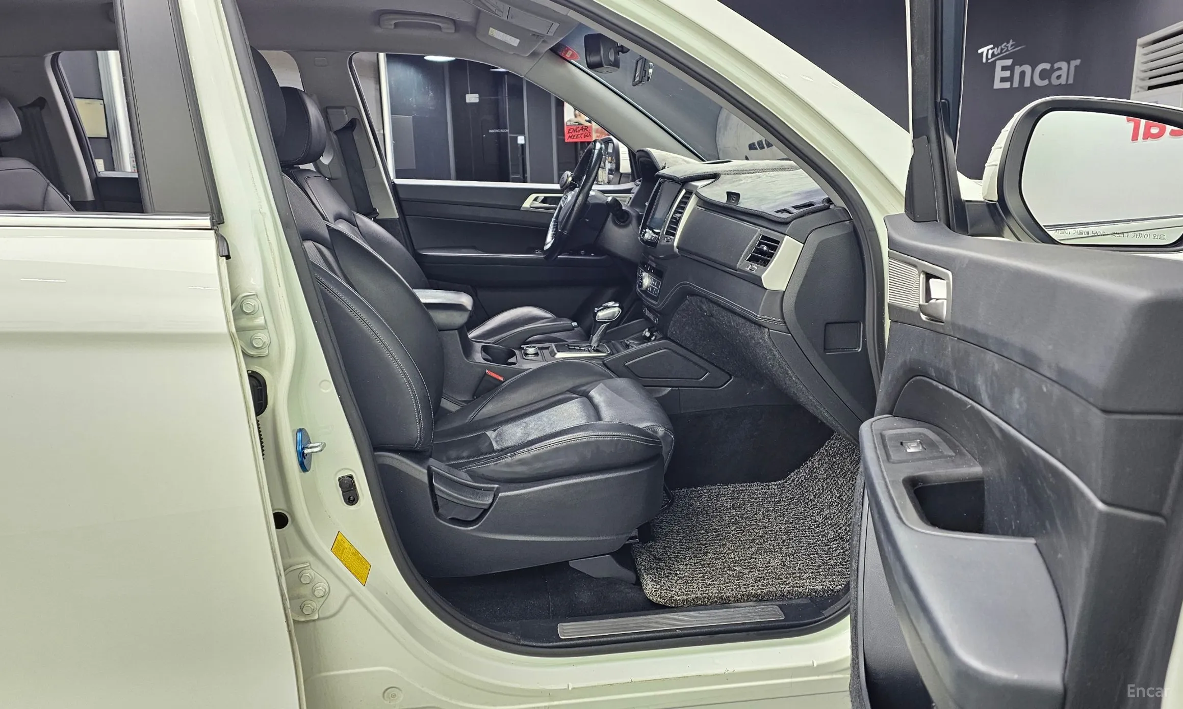KG Mobility (SsangYong) Rexton Sports превью 11