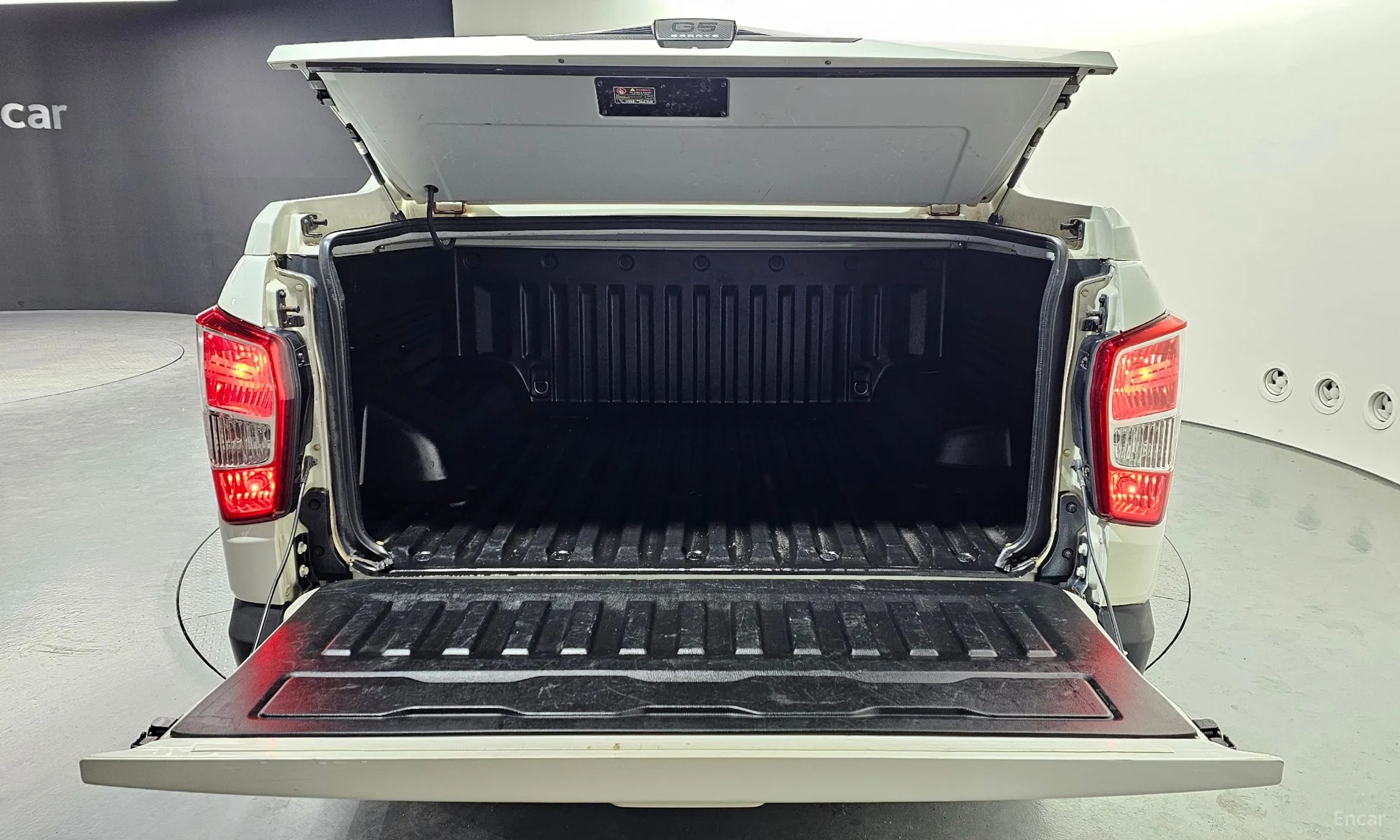 KG Mobility (SsangYong) Rexton Sports превью 20