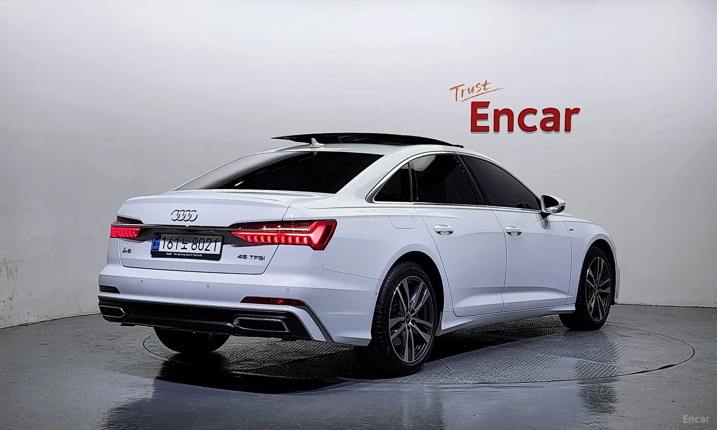 Audi A6 (C8)