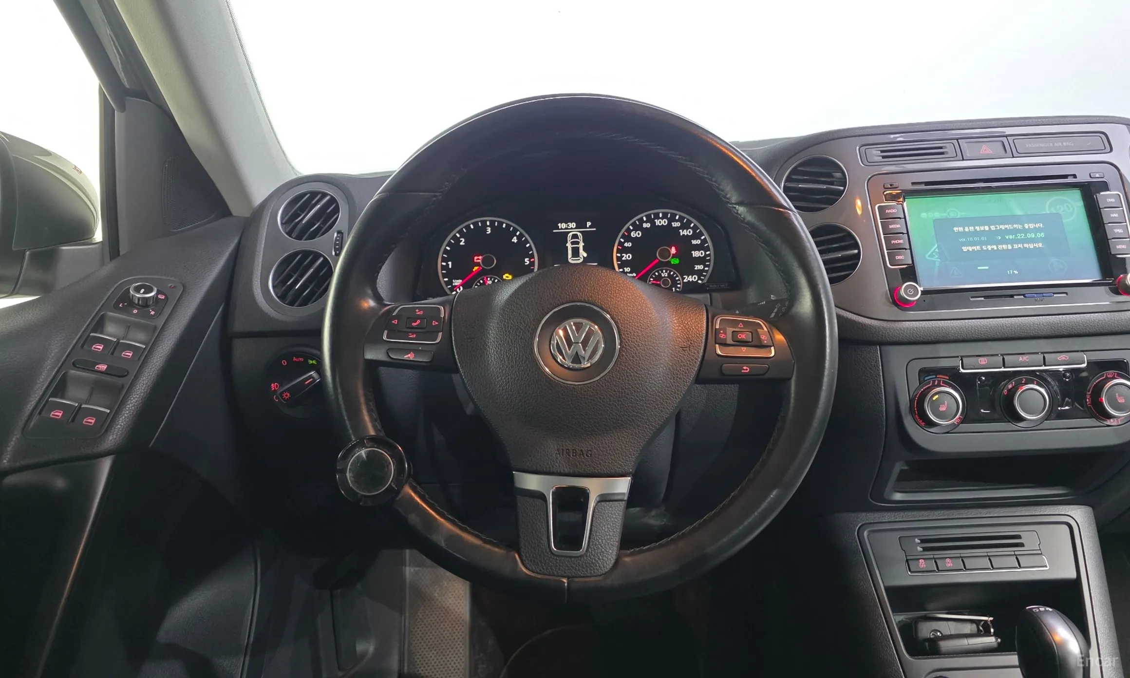 Volkswagen New Tiguan превью 13