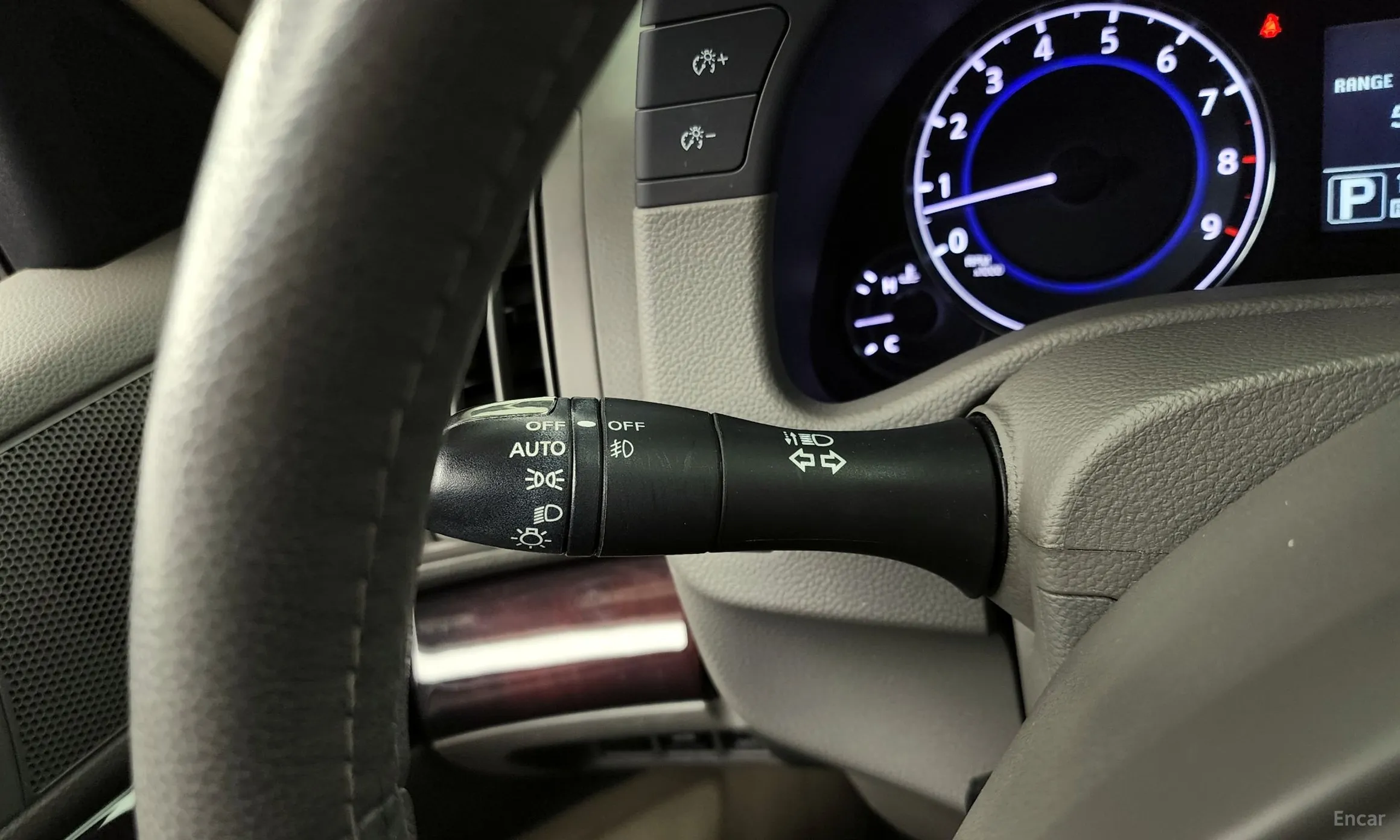 Infiniti G37 превью 17