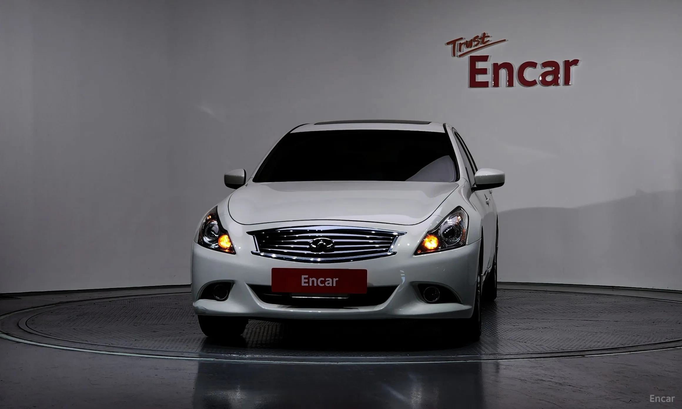 Infiniti G37 превью 3
