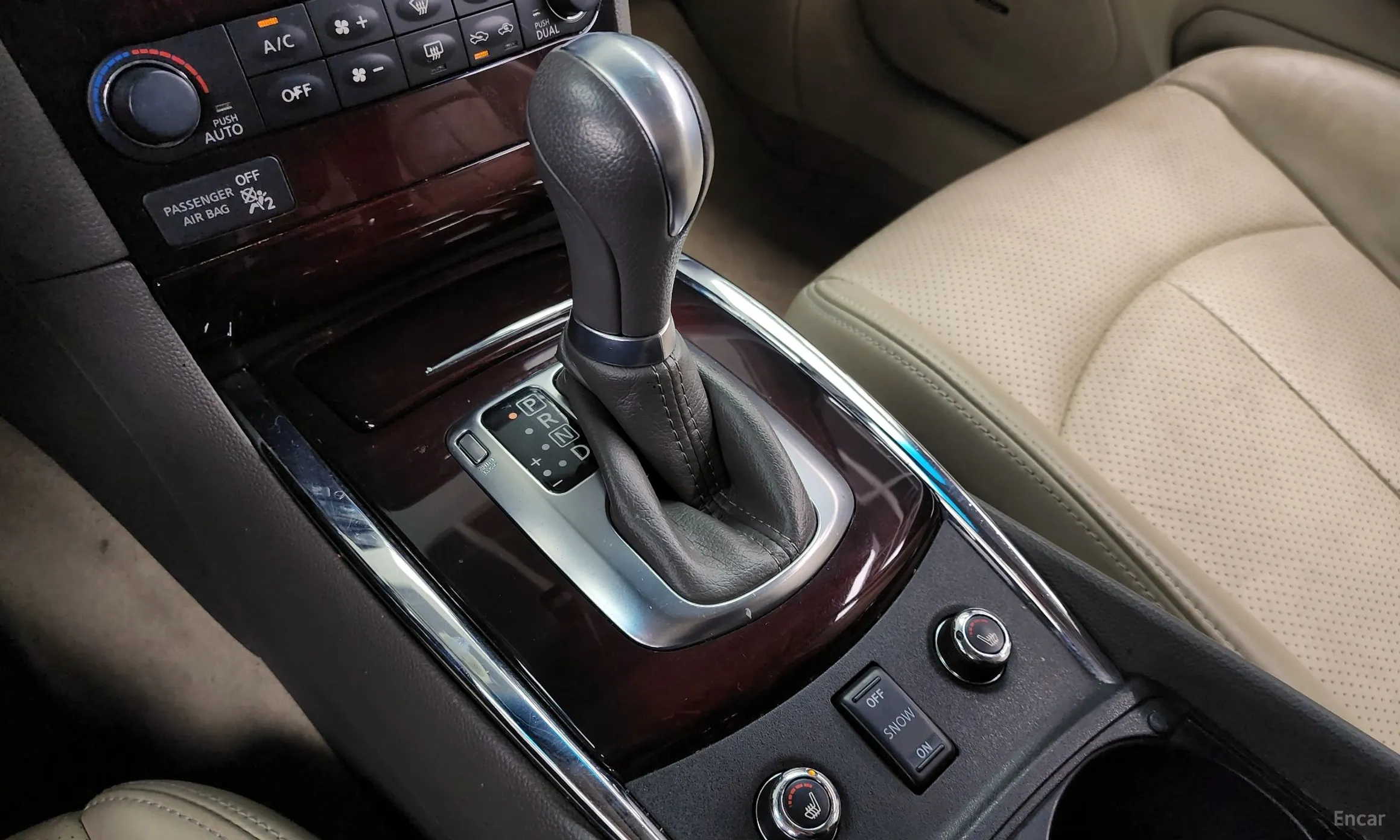Infiniti G37 превью 9