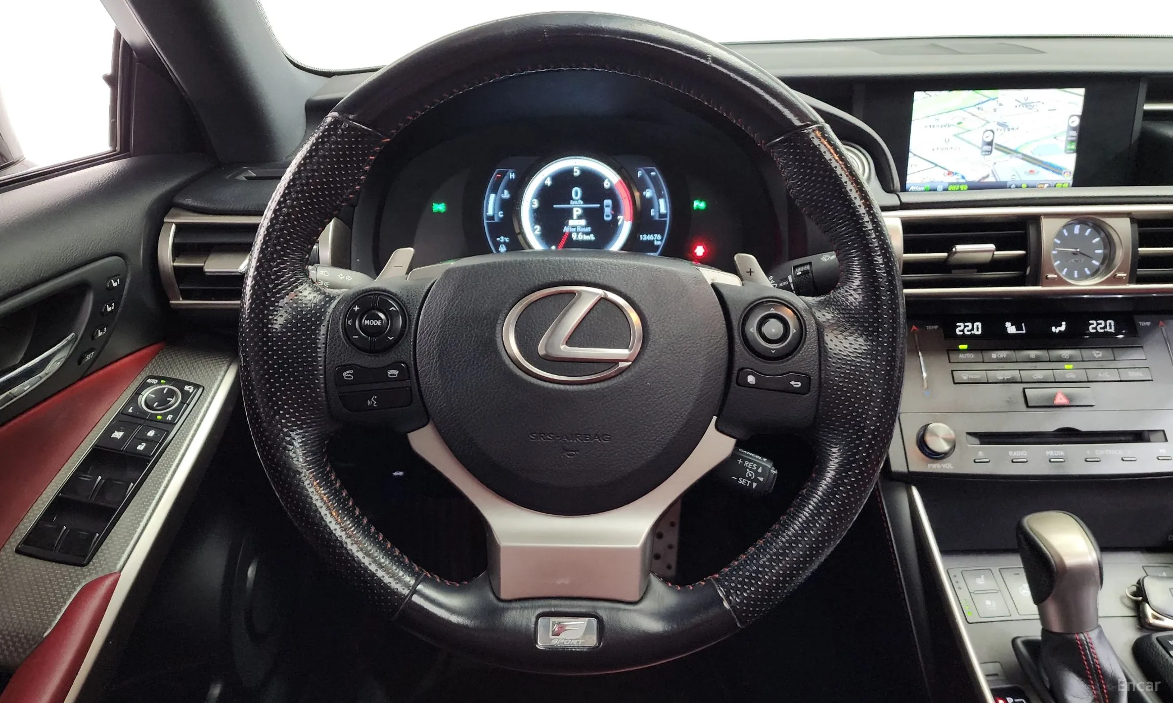 Lexus New IS200t превью 13
